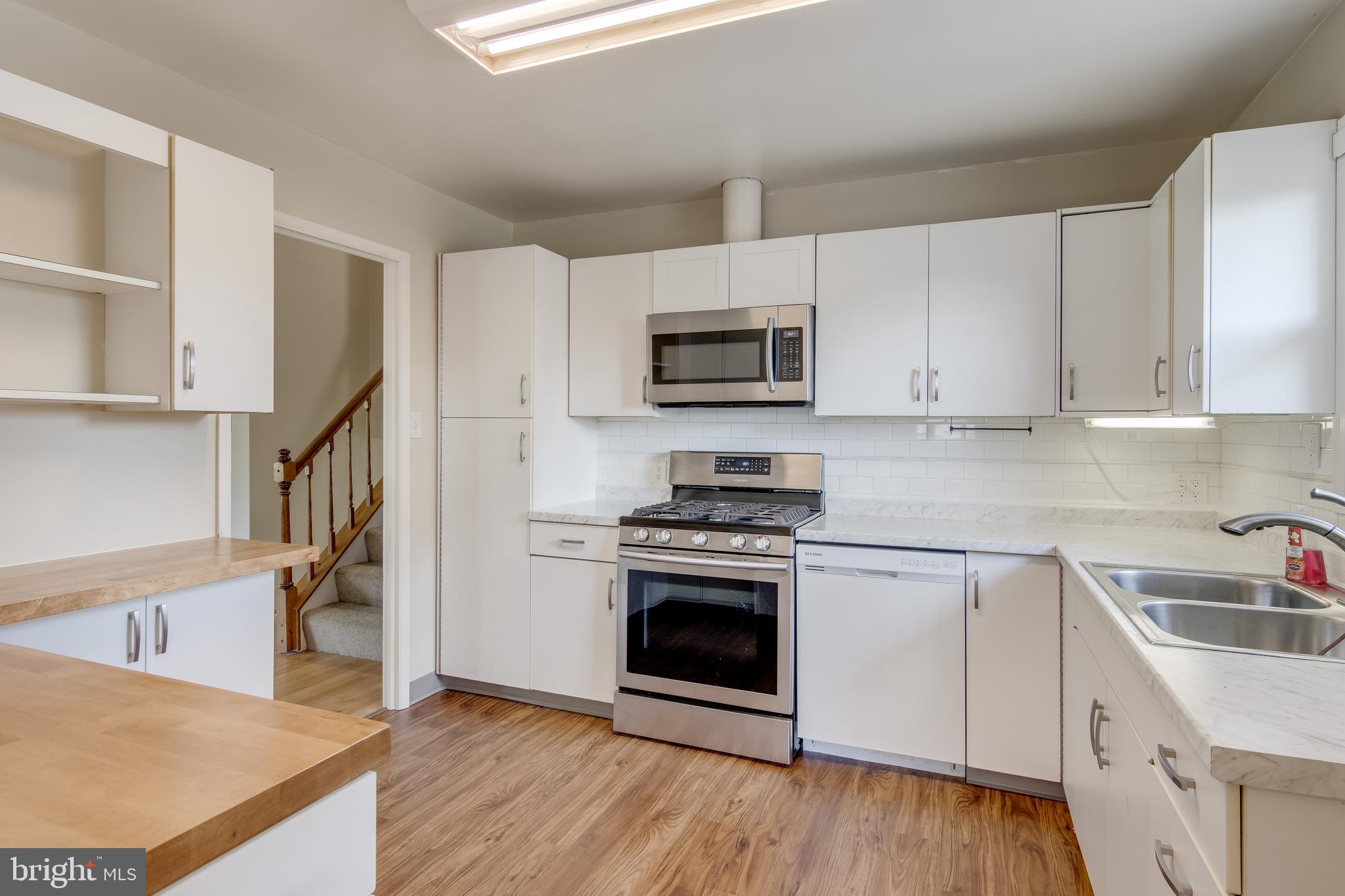 HUNT CLUB ESTATES - Residential