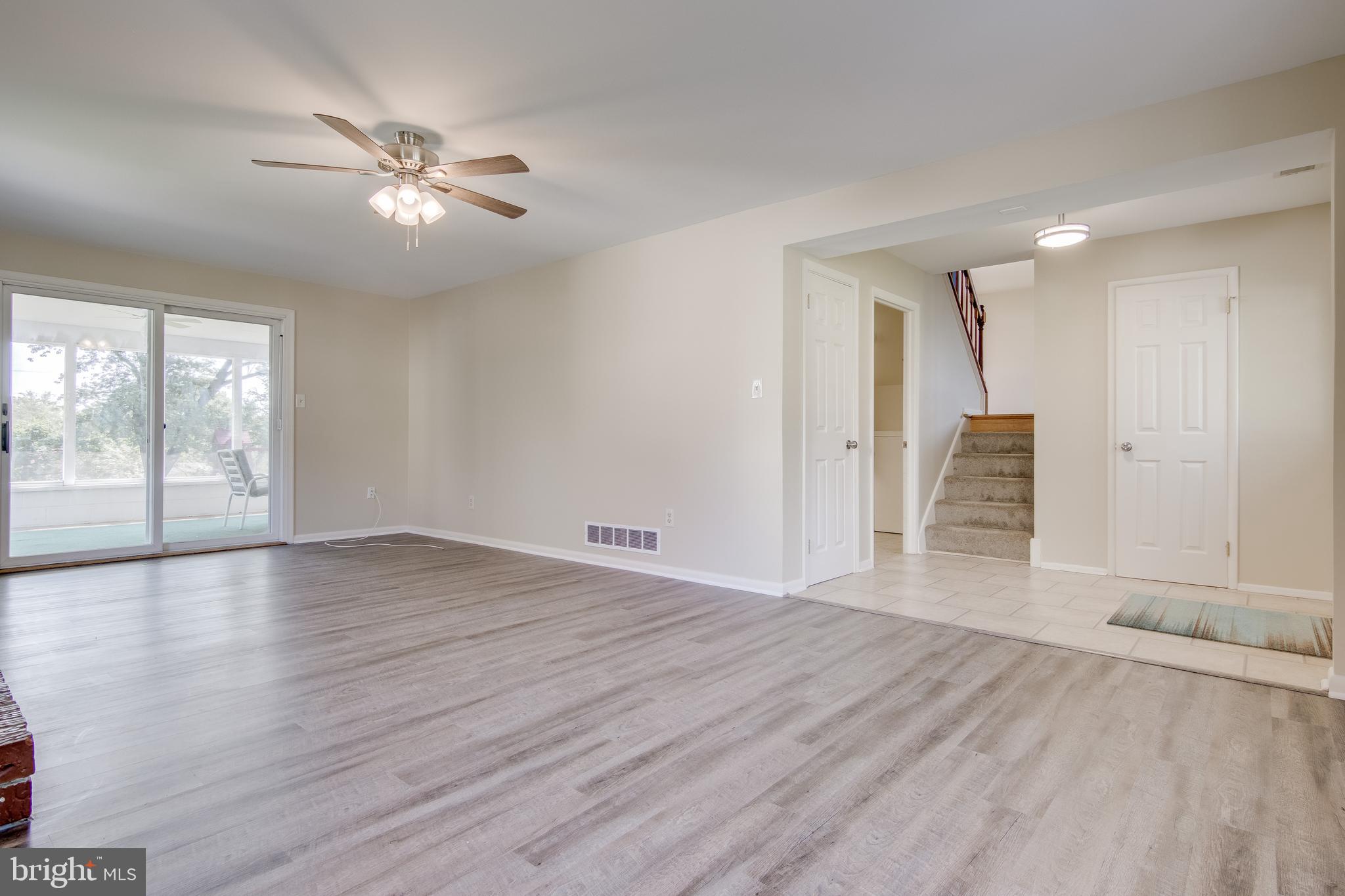 HUNT CLUB ESTATES - Residential