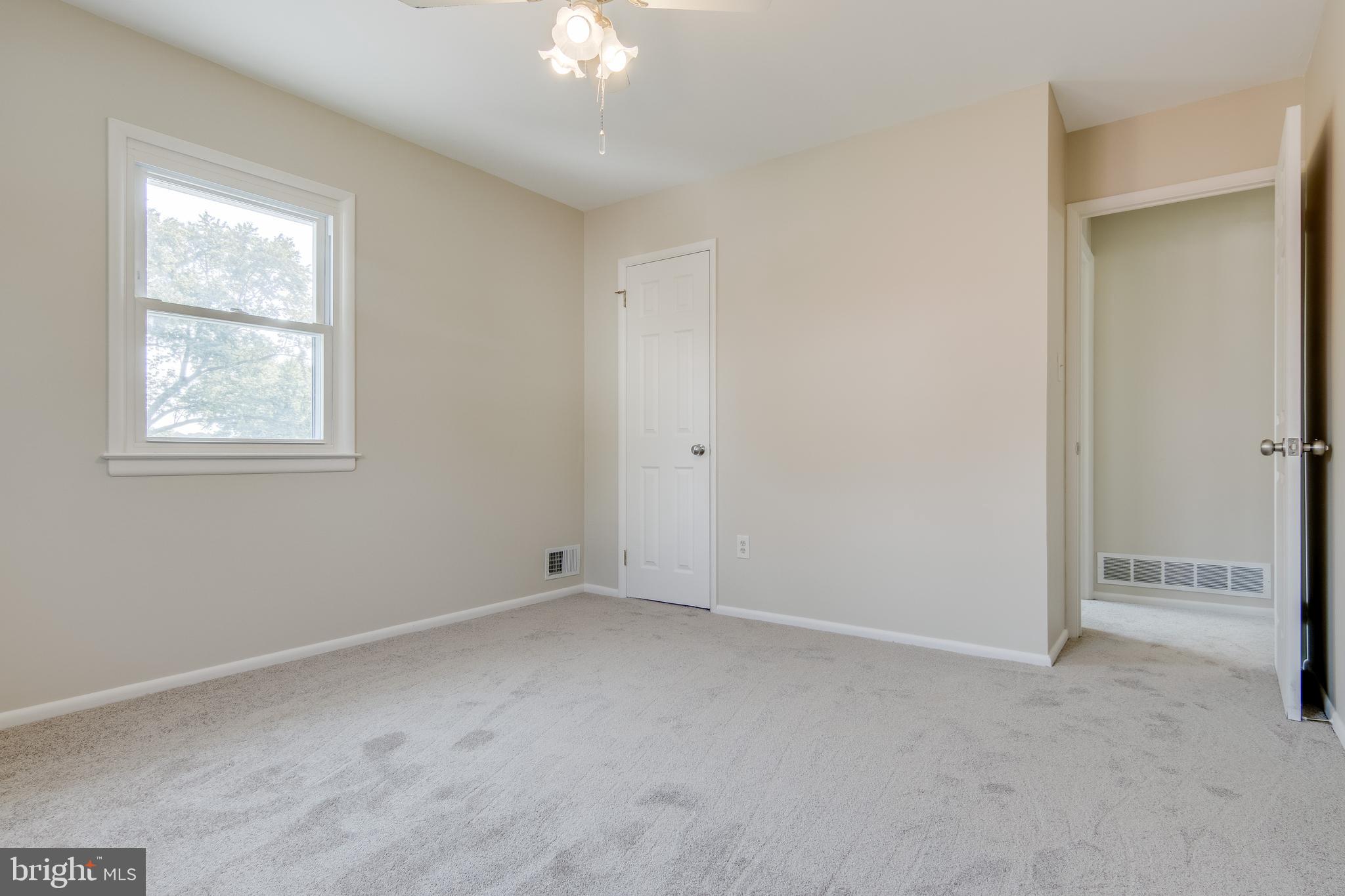 HUNT CLUB ESTATES - Residential