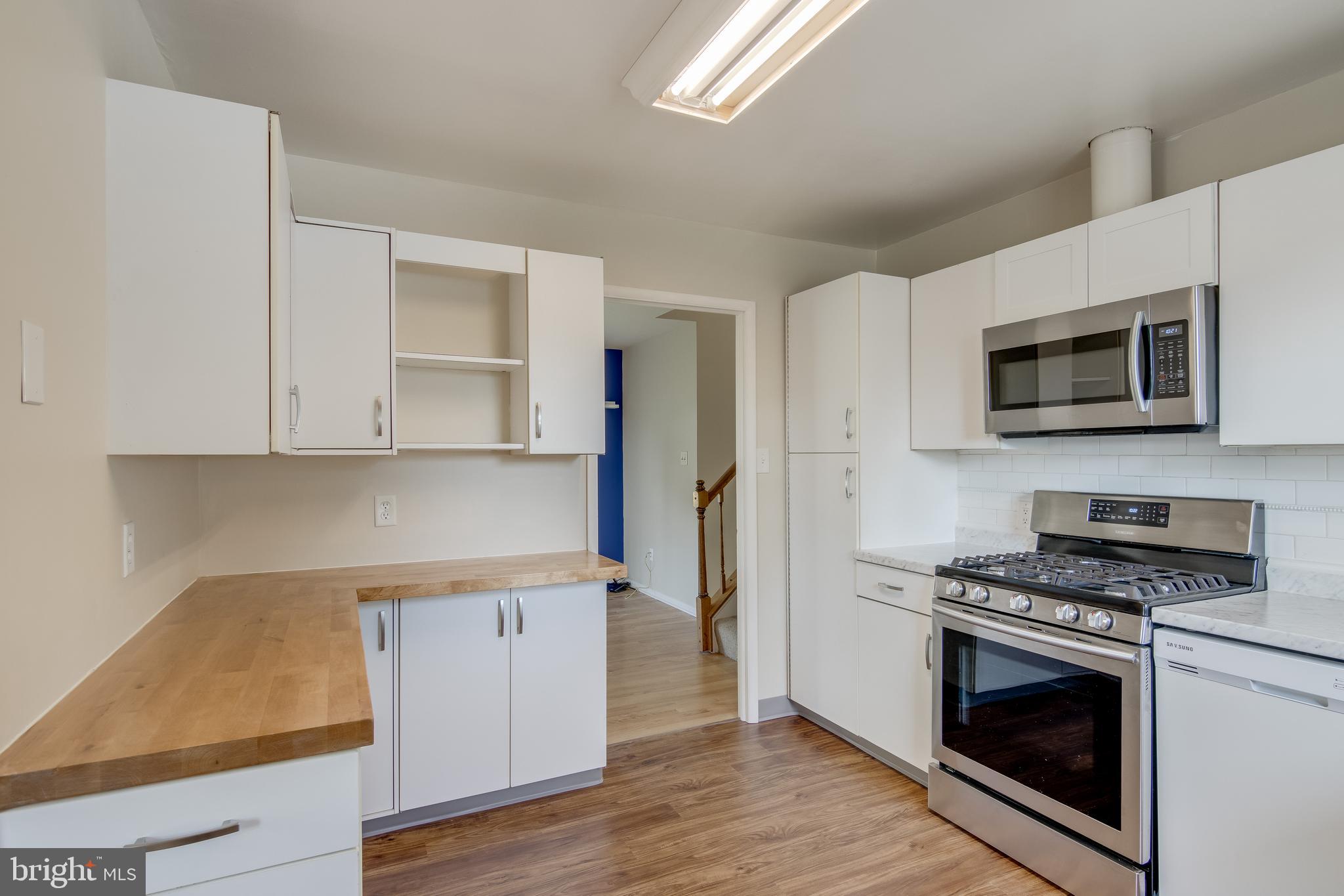 HUNT CLUB ESTATES - Residential