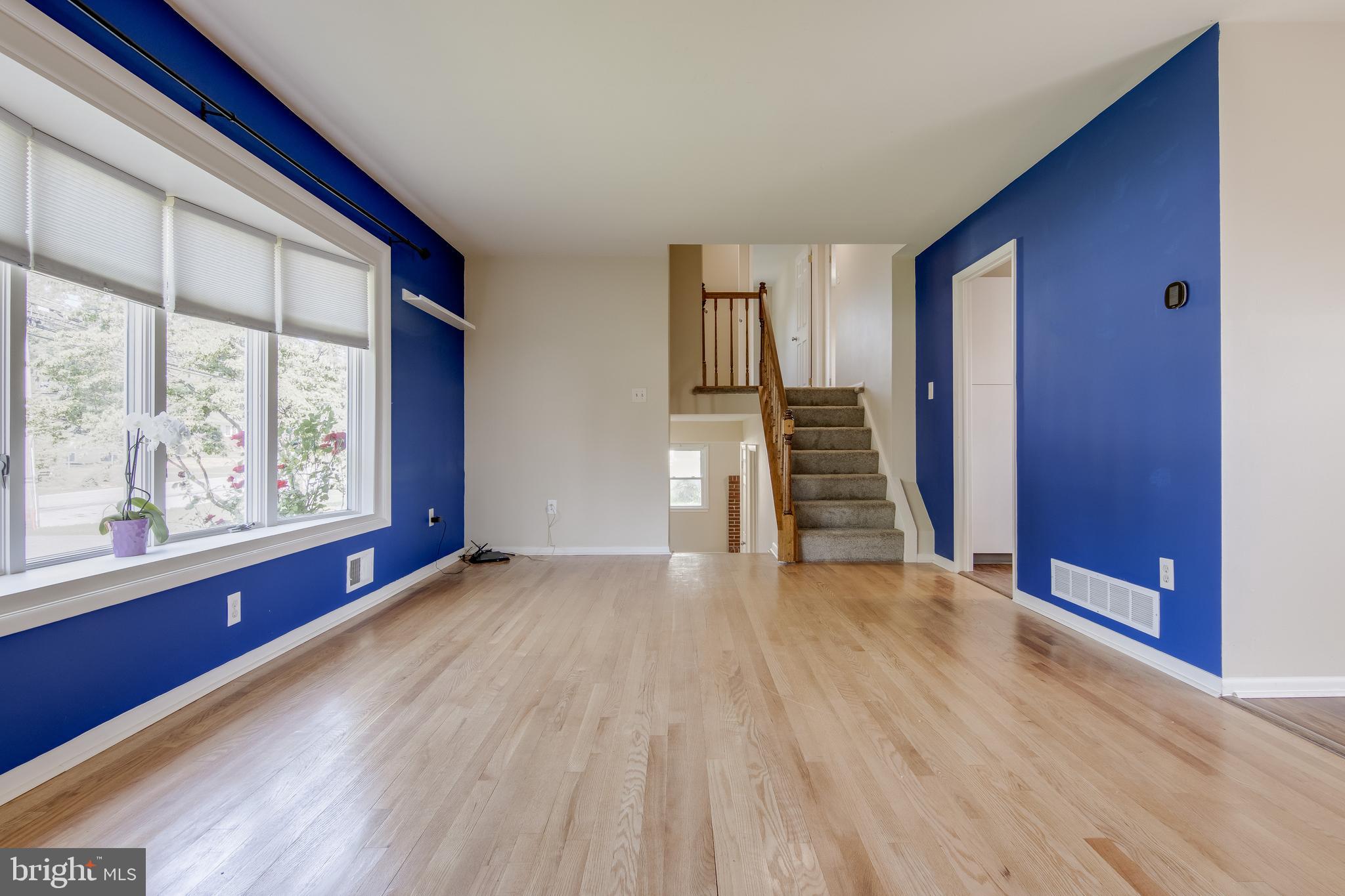 HUNT CLUB ESTATES - Residential