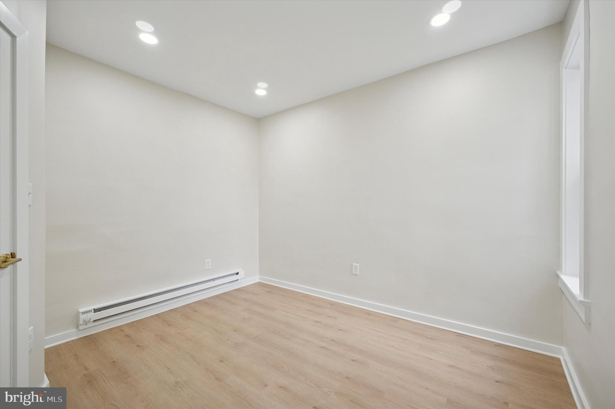 GERMANTOWN - Residential