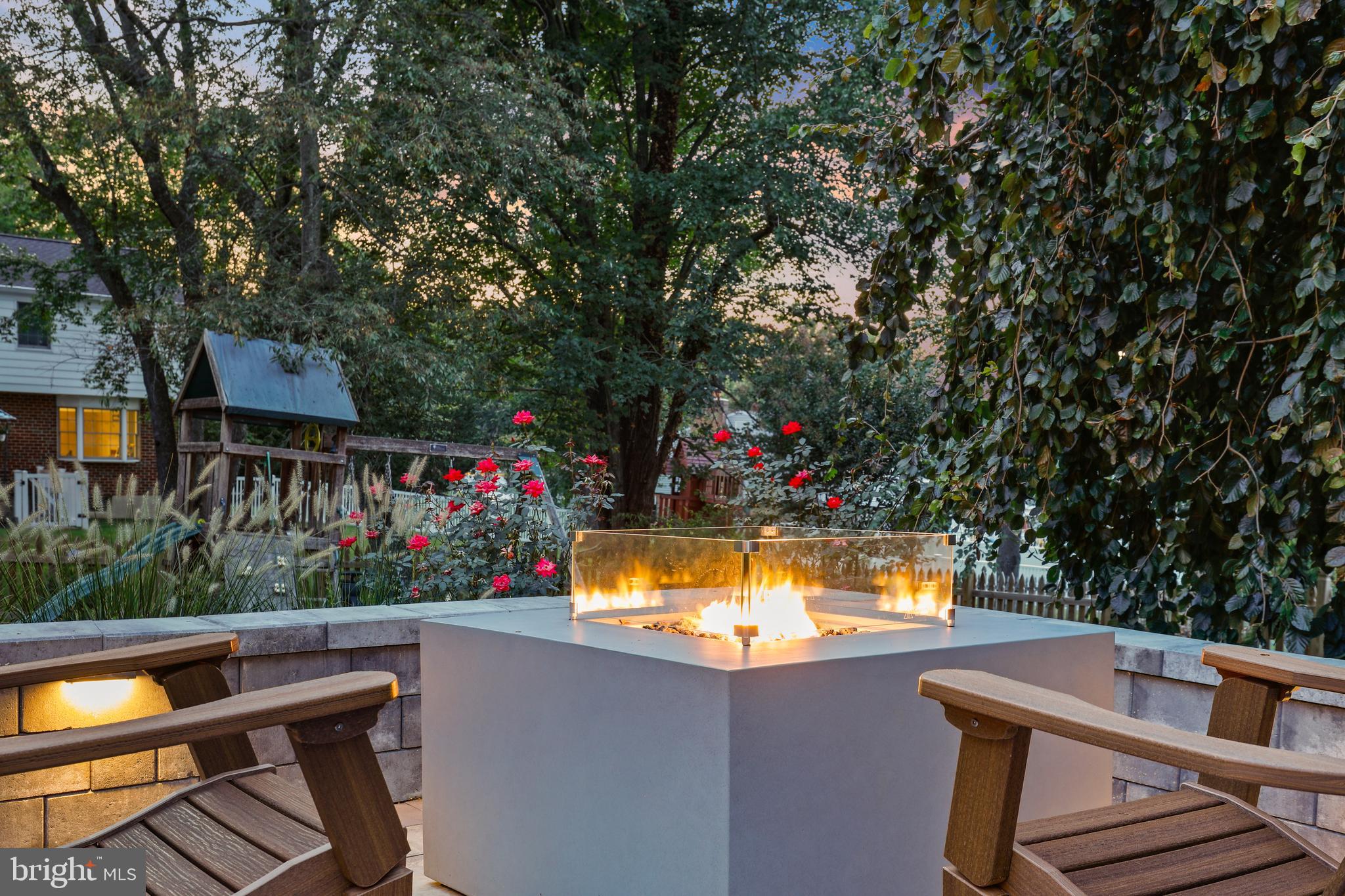 WOODRIDGE MANOR - Residential