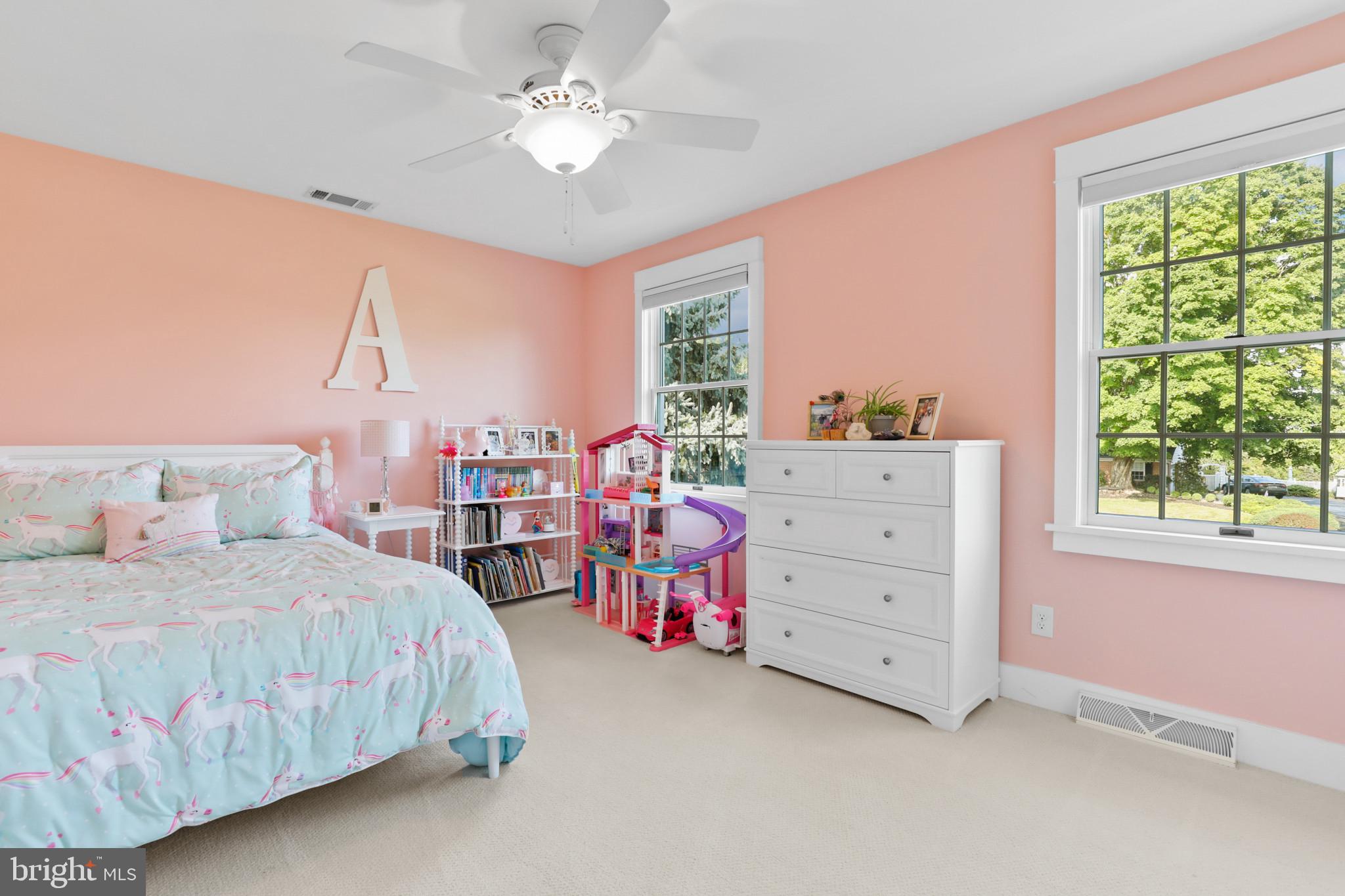 WOODRIDGE MANOR - Residential