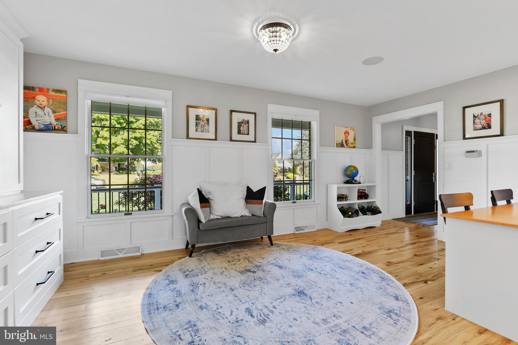 WOODRIDGE MANOR - Residential