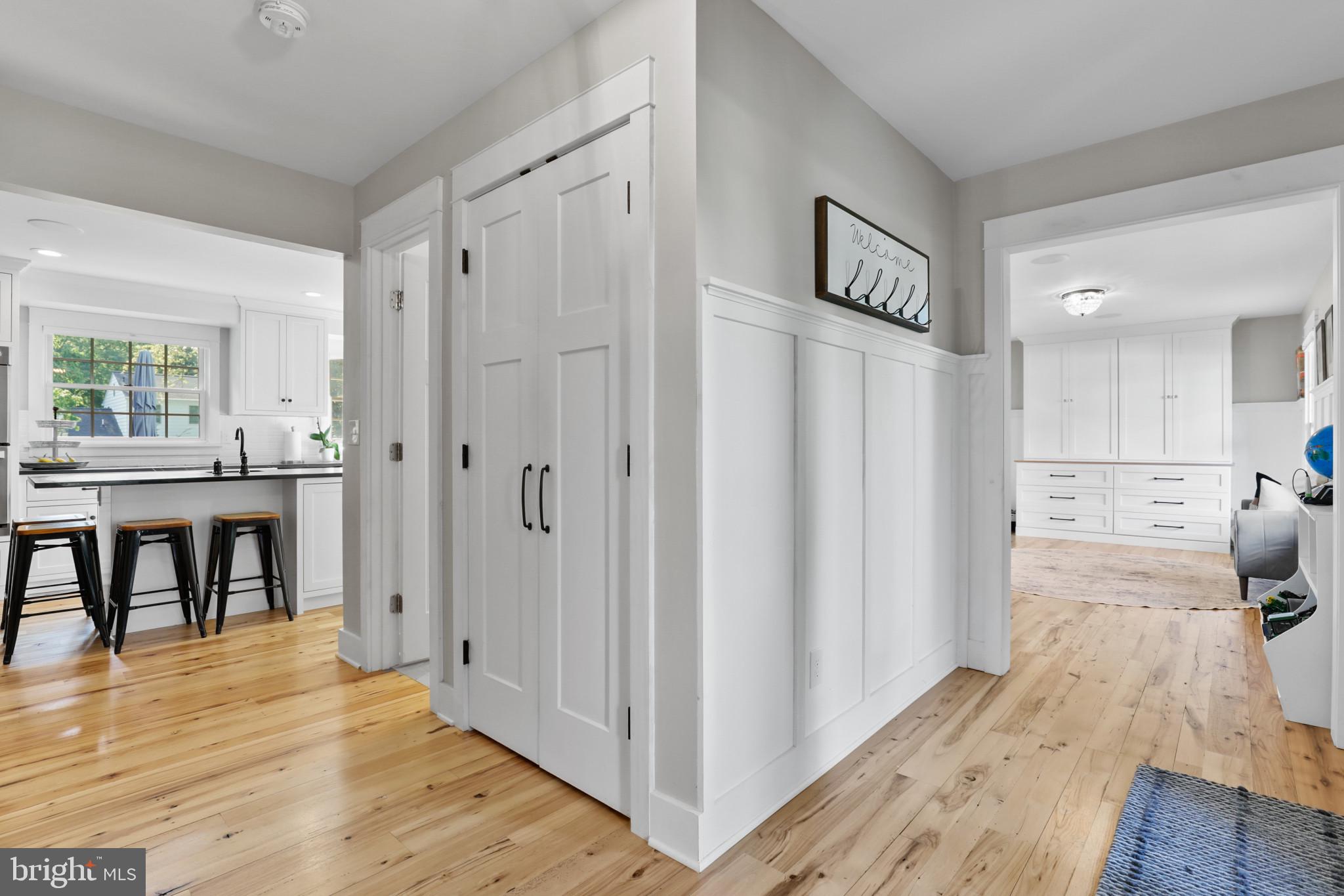 WOODRIDGE MANOR - Residential