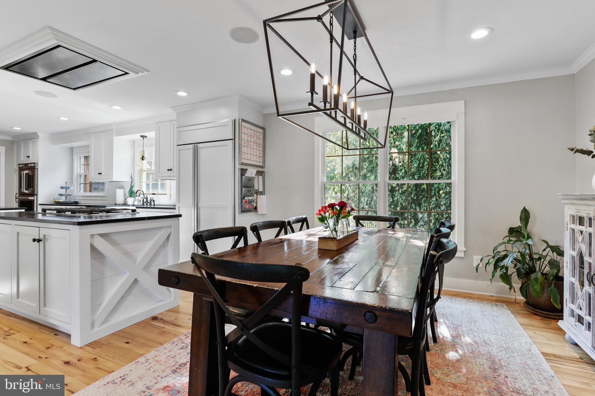 WOODRIDGE MANOR - Residential