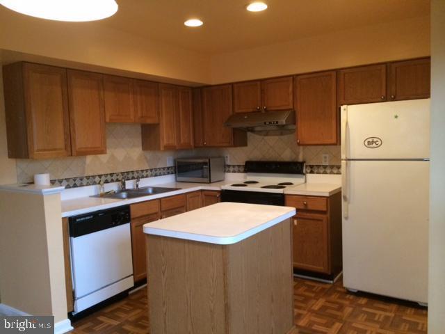 PROVIDENCE PARK - Residential Lease