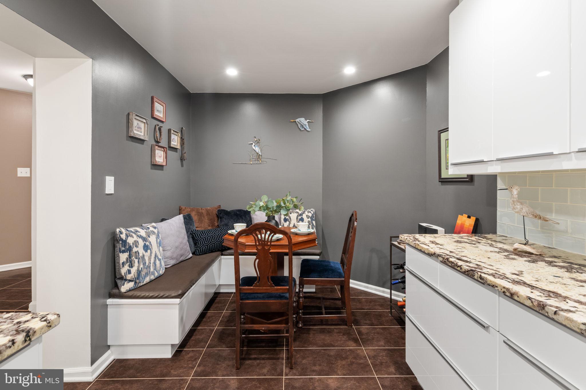 BURKE COVE - Residential