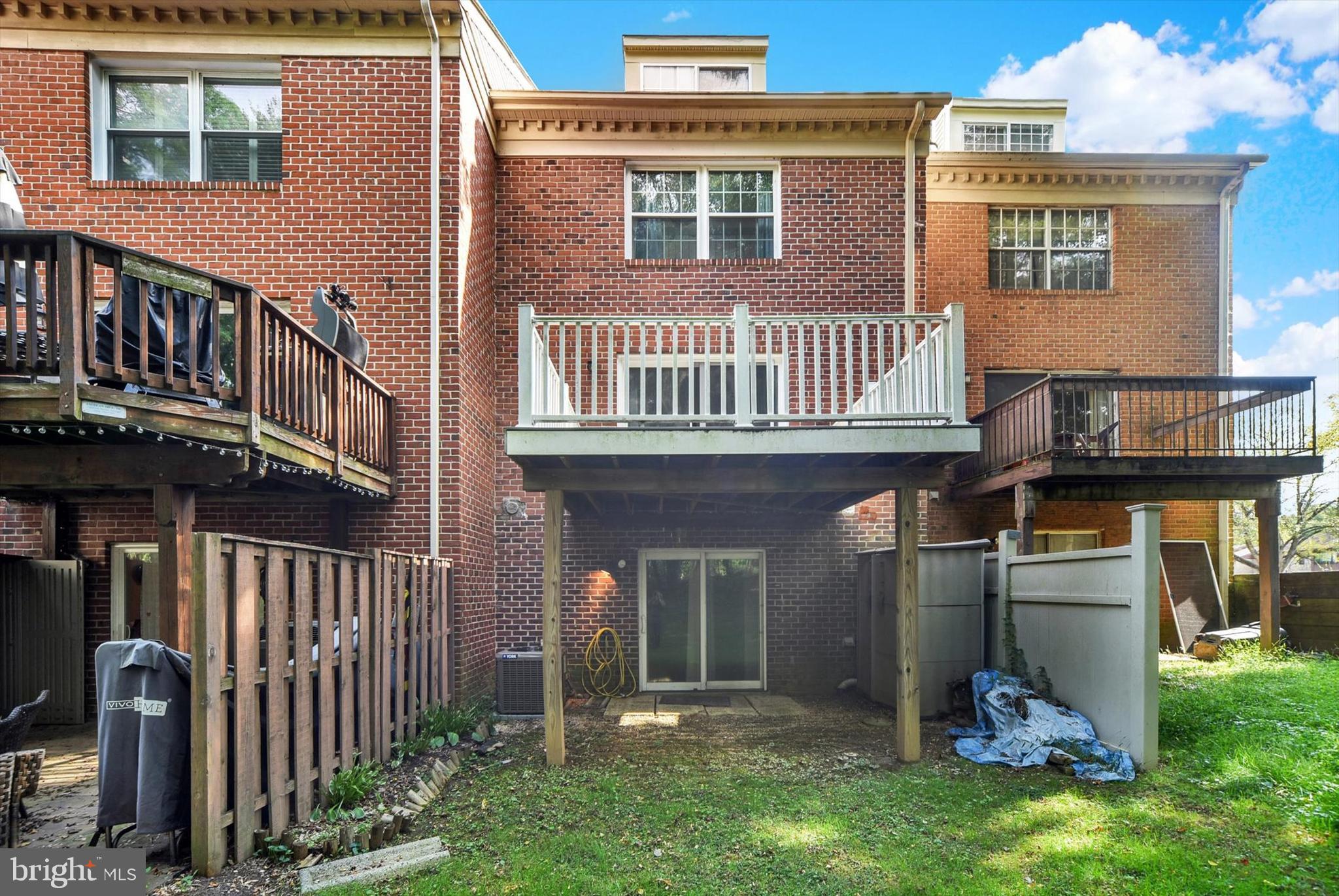 LAKES AT STANSBURY SHORE - Residential