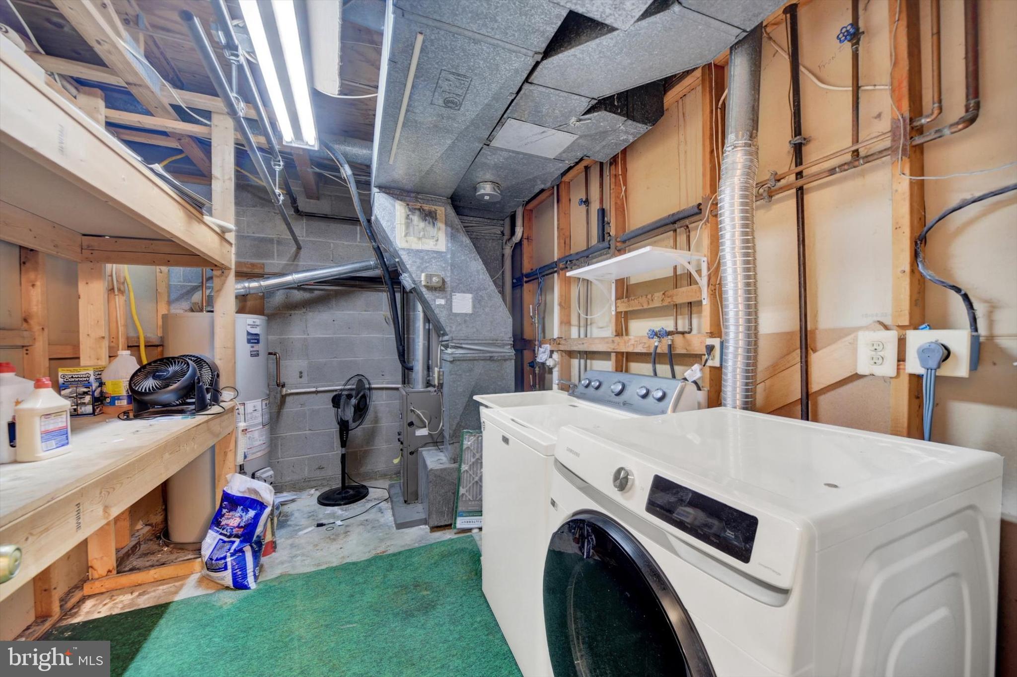 LAKES AT STANSBURY SHORE - Residential