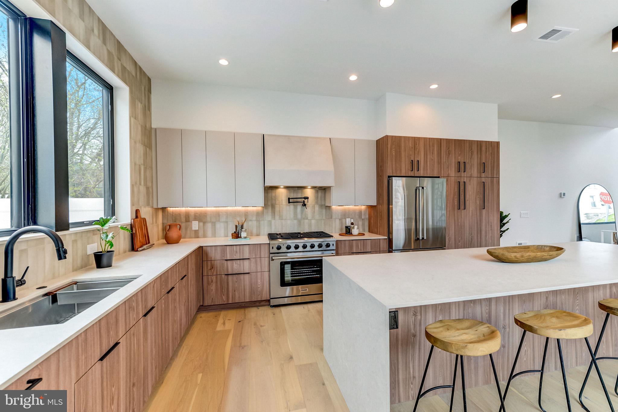 MANAYUNK - Residential