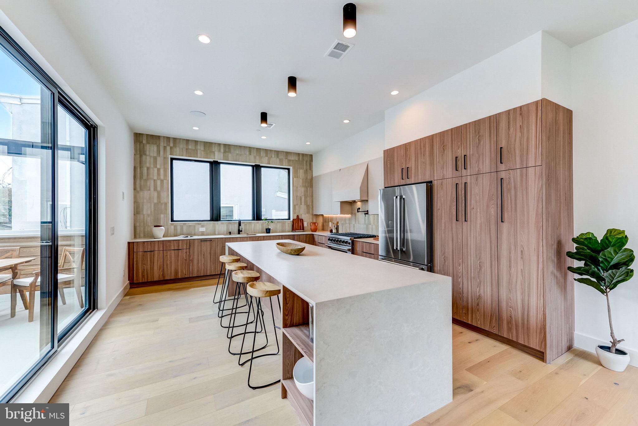 MANAYUNK - Residential