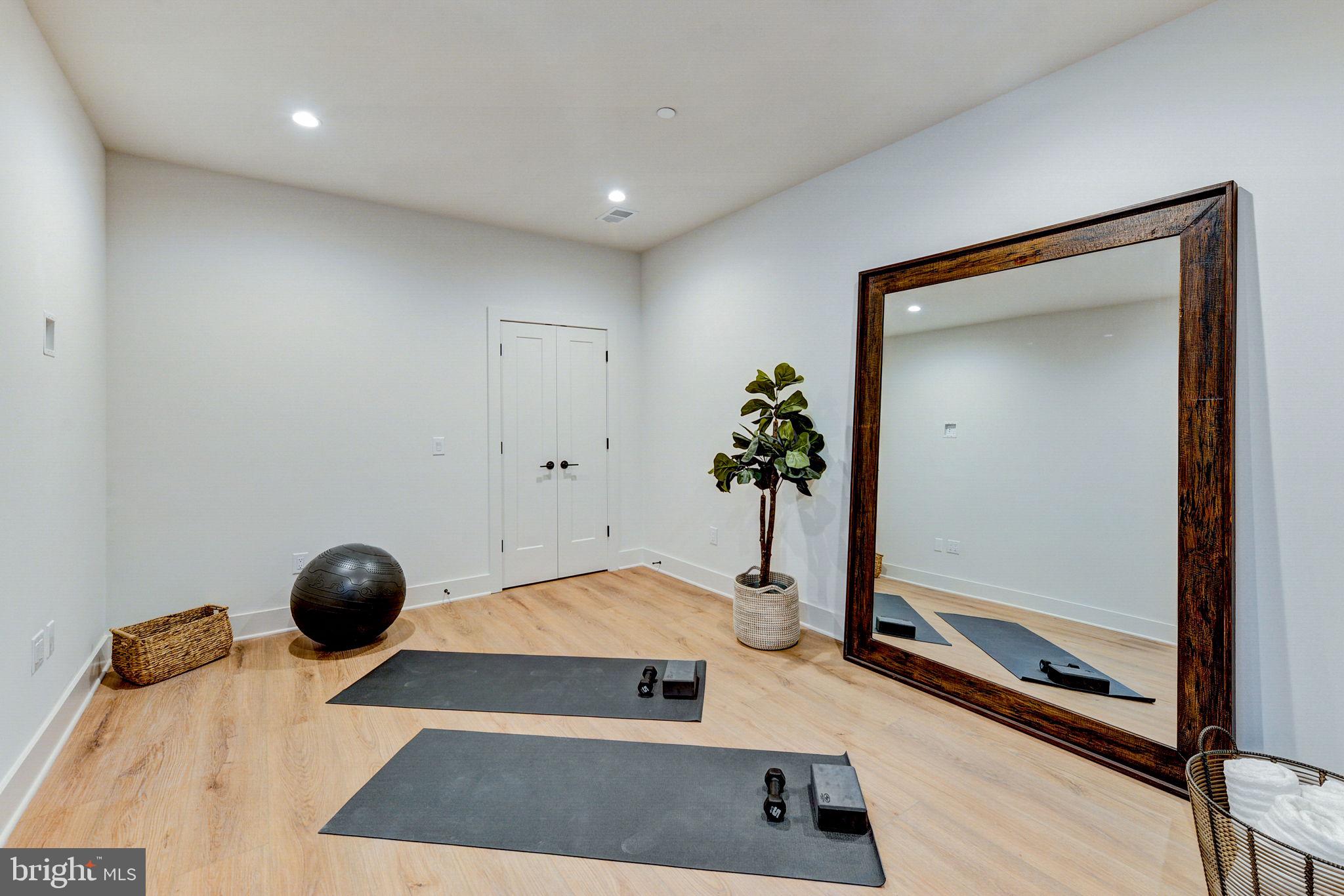 MANAYUNK - Residential