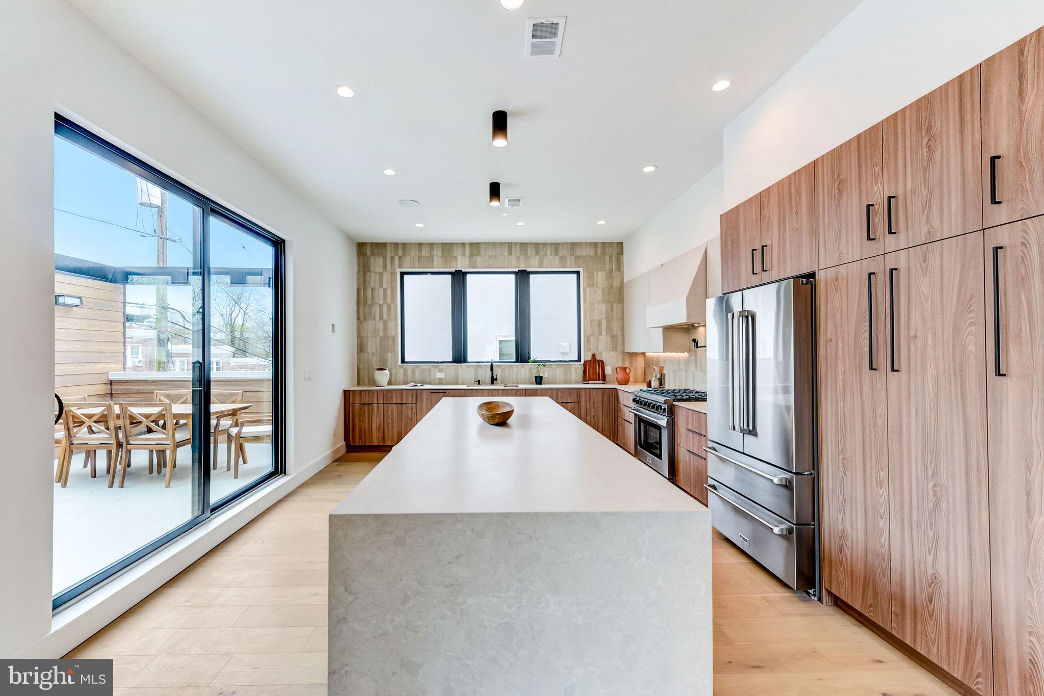 MANAYUNK - Residential