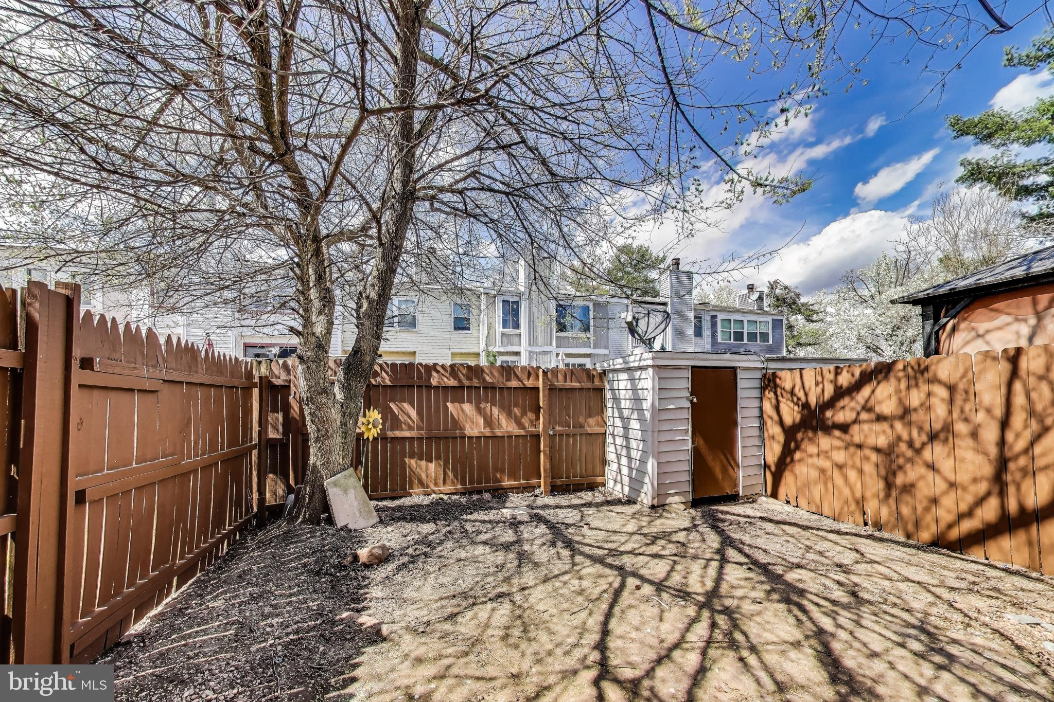 SUMMERHILL - Residential Lease