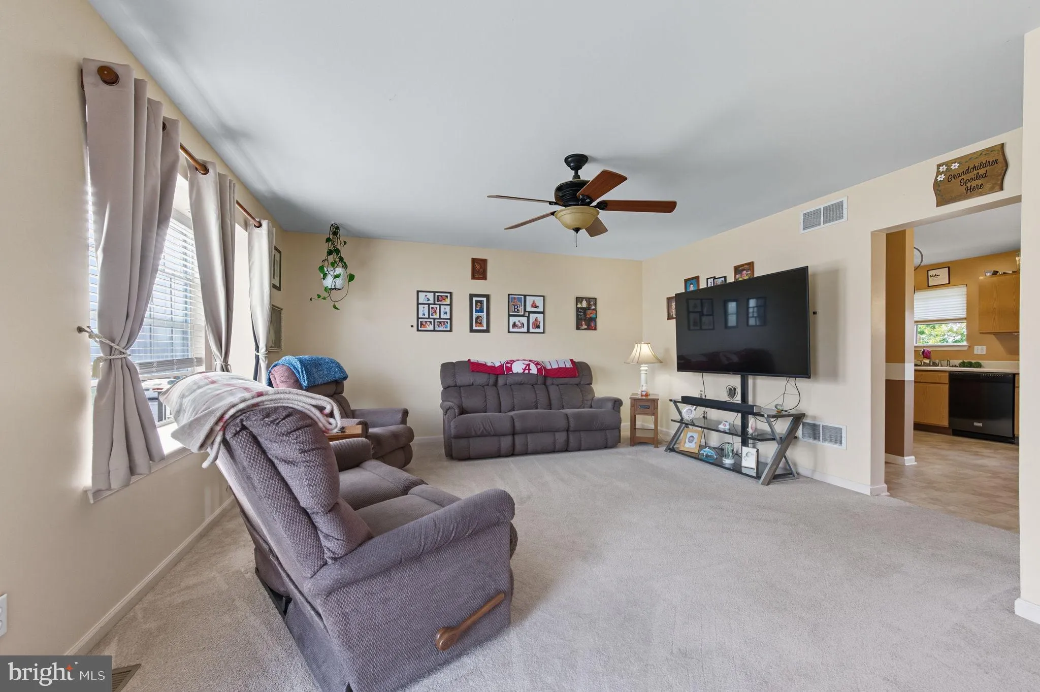 Smyrna, Delaware 19977, United States, 4 Bedrooms Bedrooms, ,3 BathroomsBathrooms,Residential,Active,221182