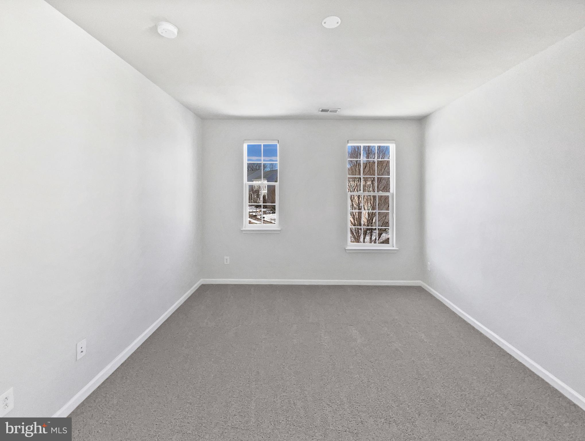 WOODLAND GROVE - Residential