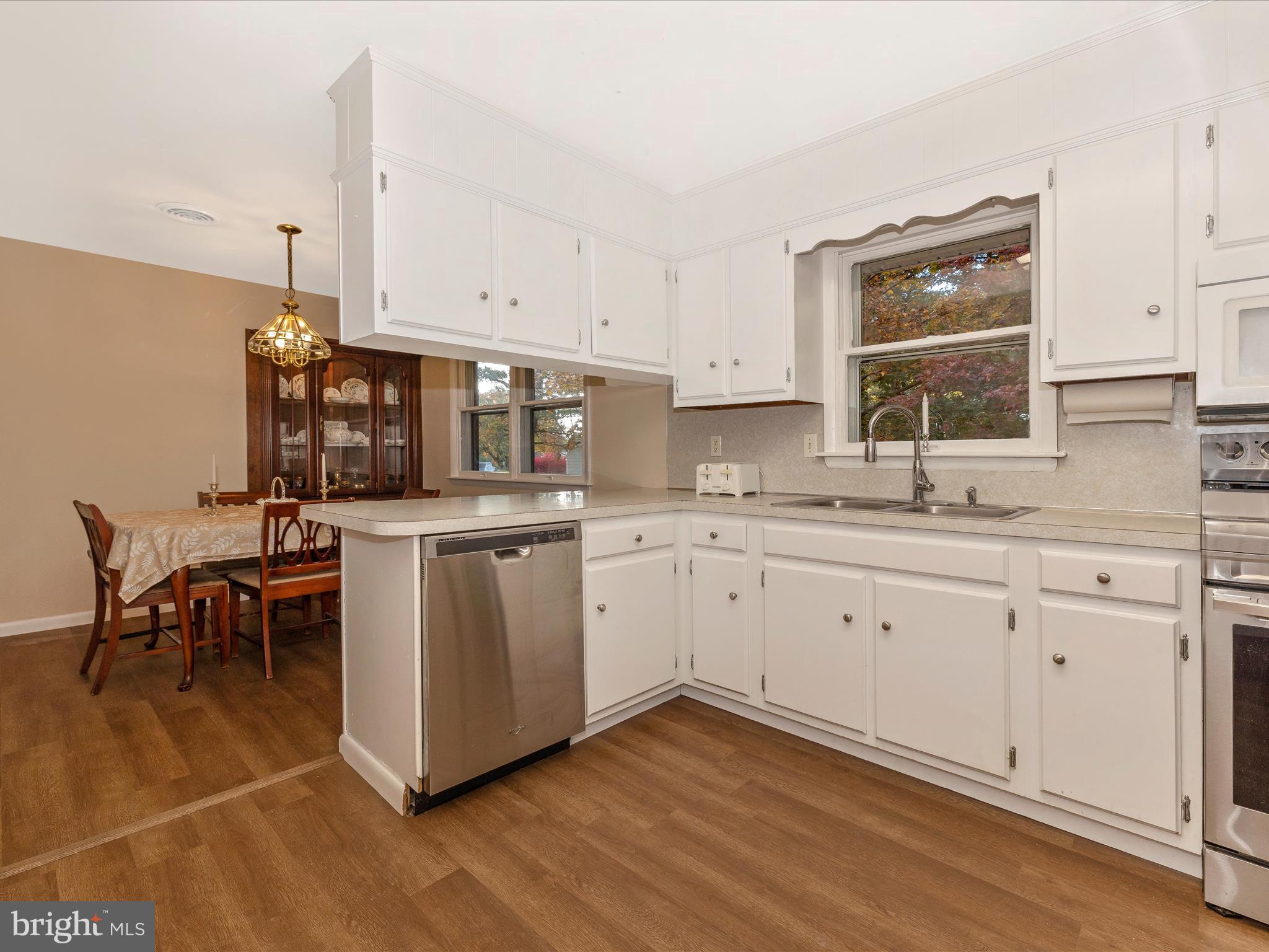 MAPLE RIDGE - Residential