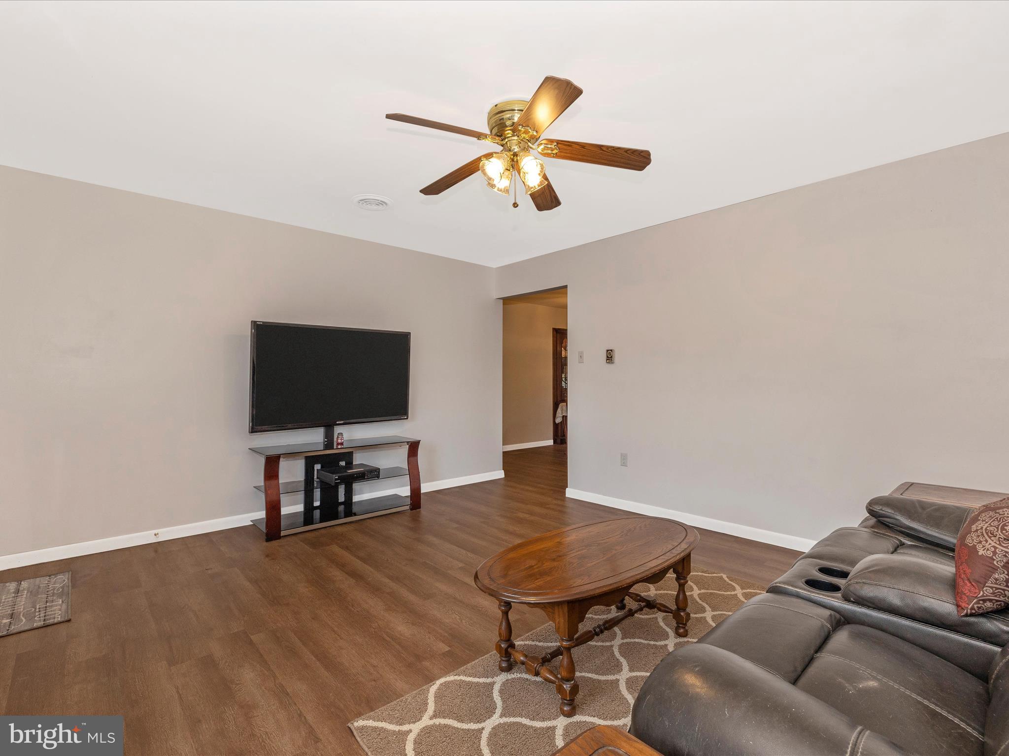 MAPLE RIDGE - Residential