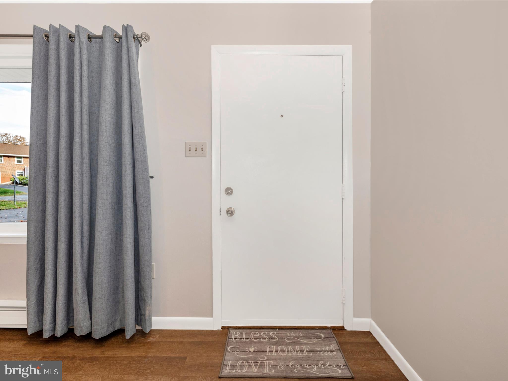 MAPLE RIDGE - Residential