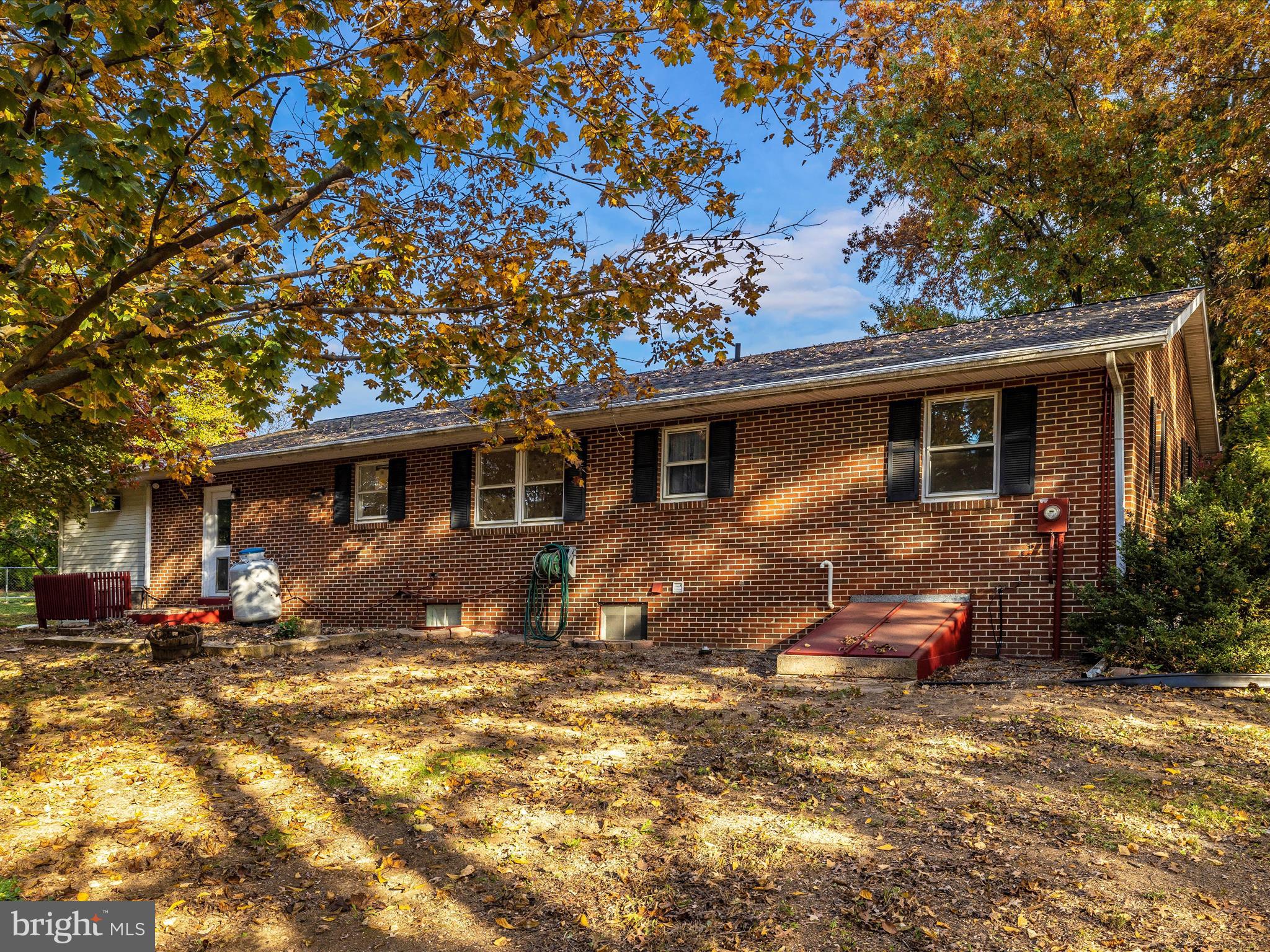 MAPLE RIDGE - Residential