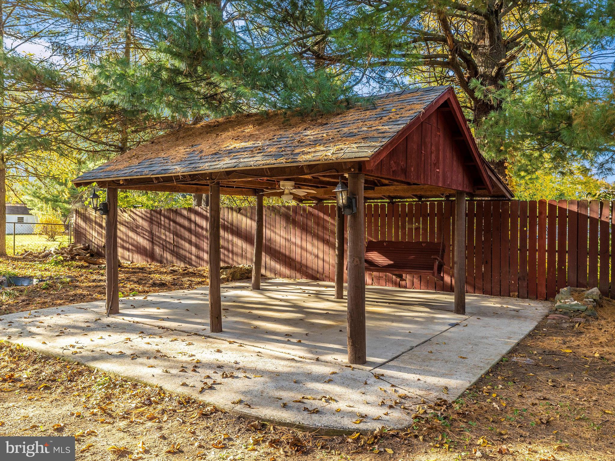 MAPLE RIDGE - Residential