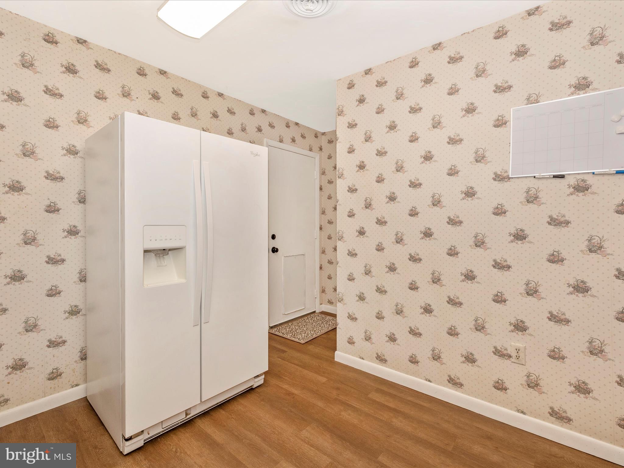 MAPLE RIDGE - Residential