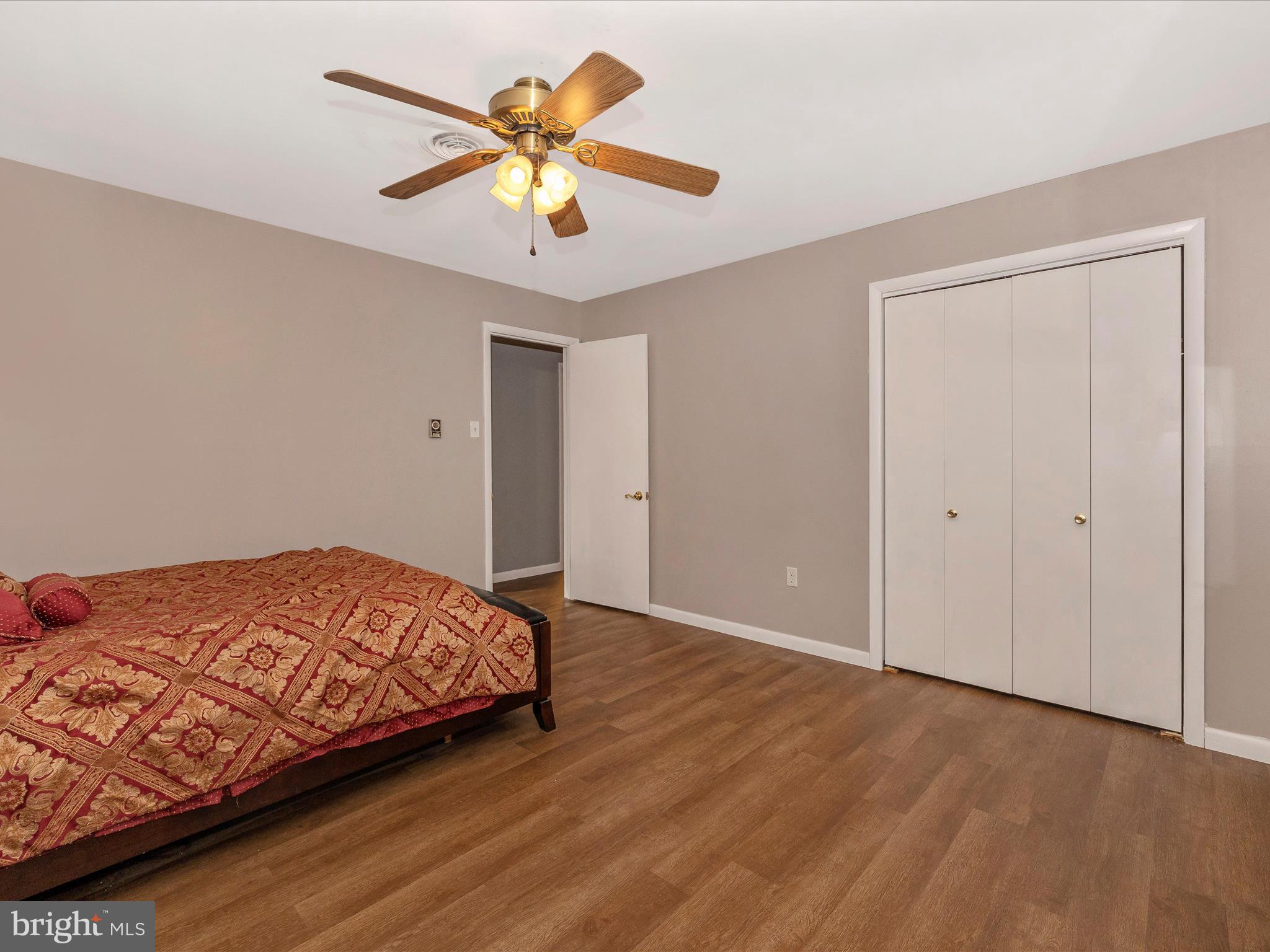 MAPLE RIDGE - Residential