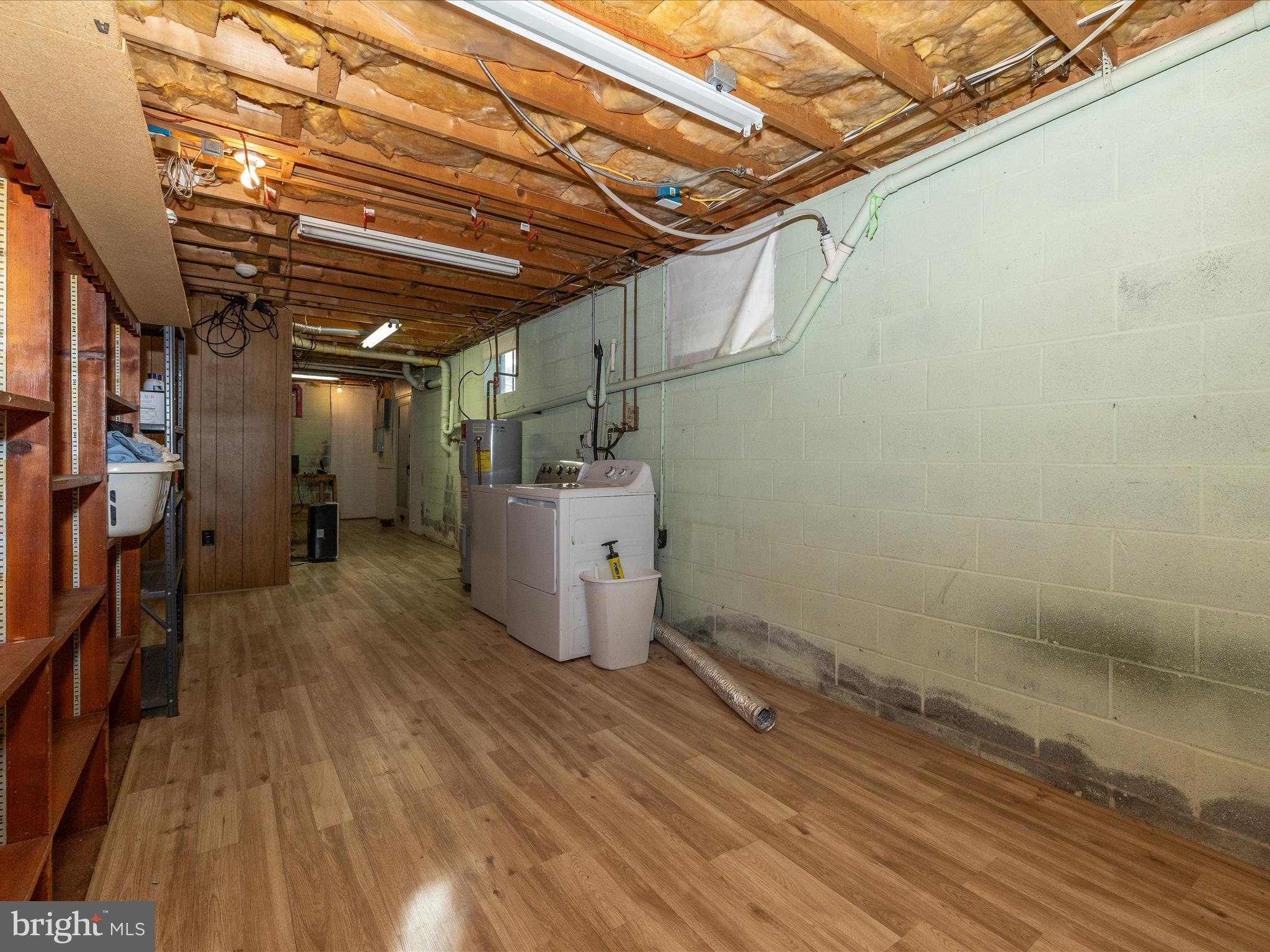 MAPLE RIDGE - Residential