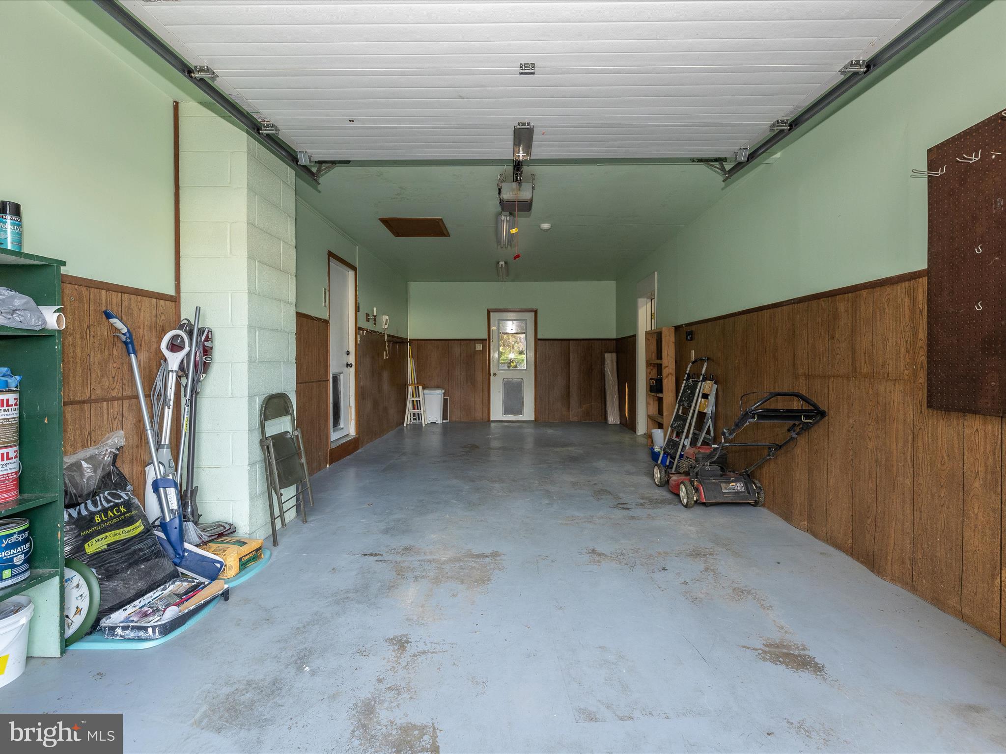 MAPLE RIDGE - Residential