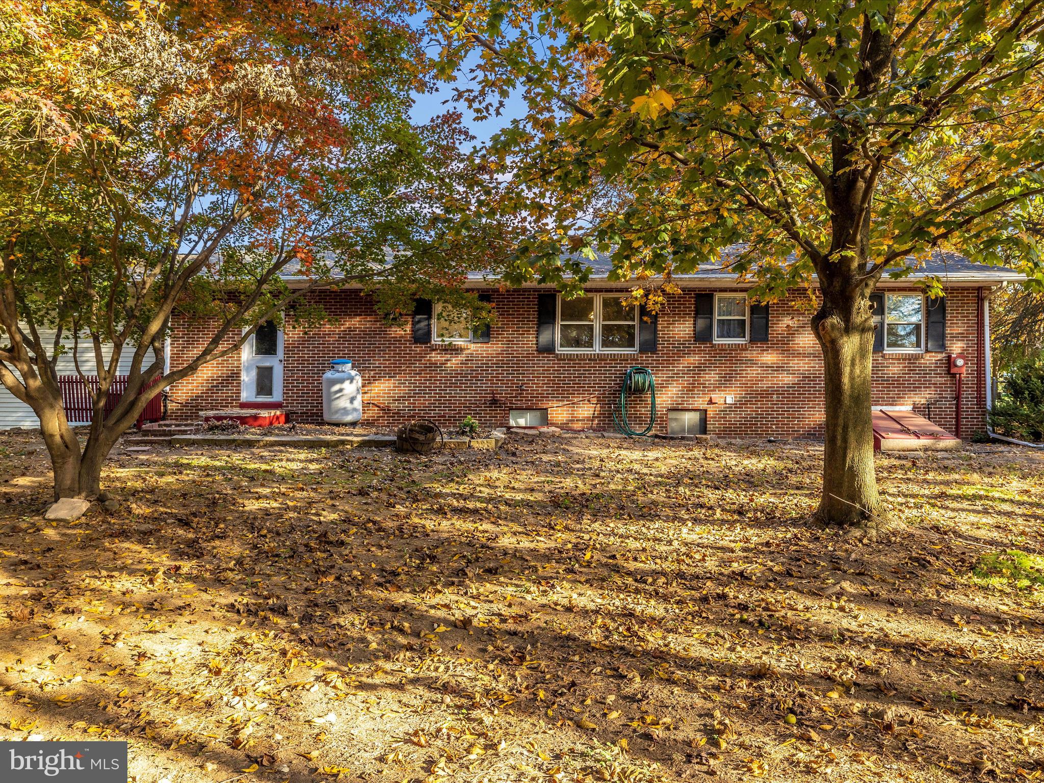 MAPLE RIDGE - Residential