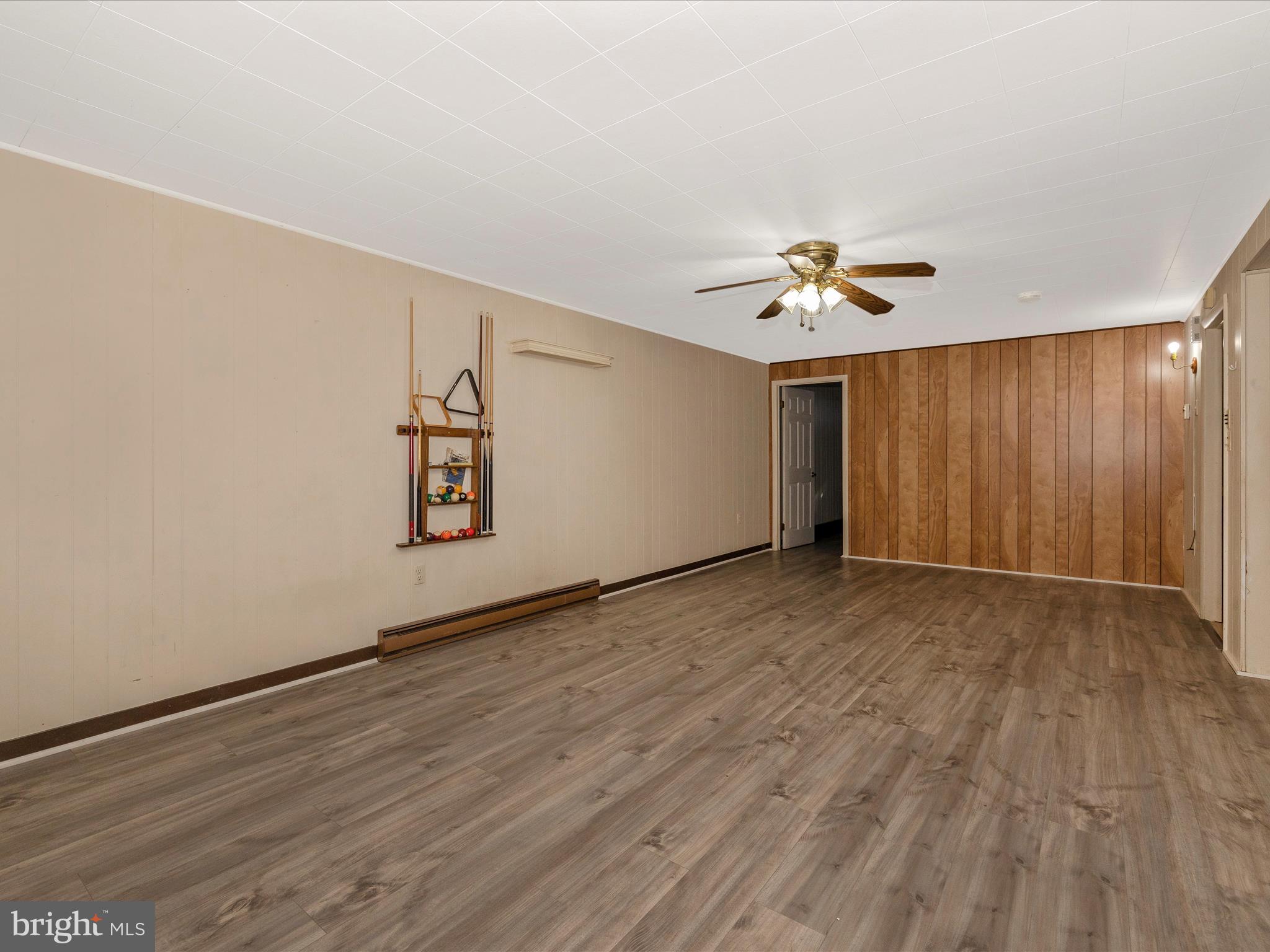 MAPLE RIDGE - Residential