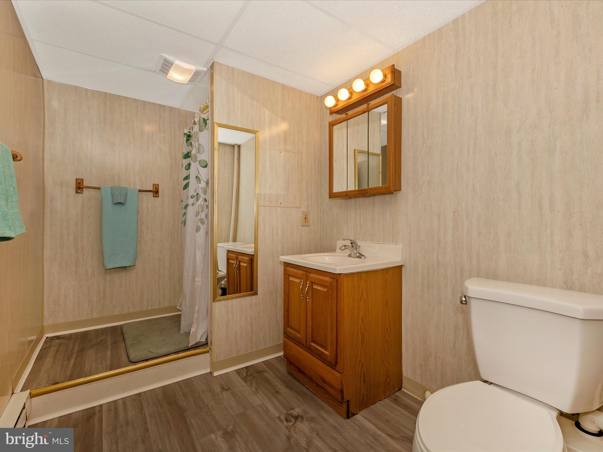 MAPLE RIDGE - Residential