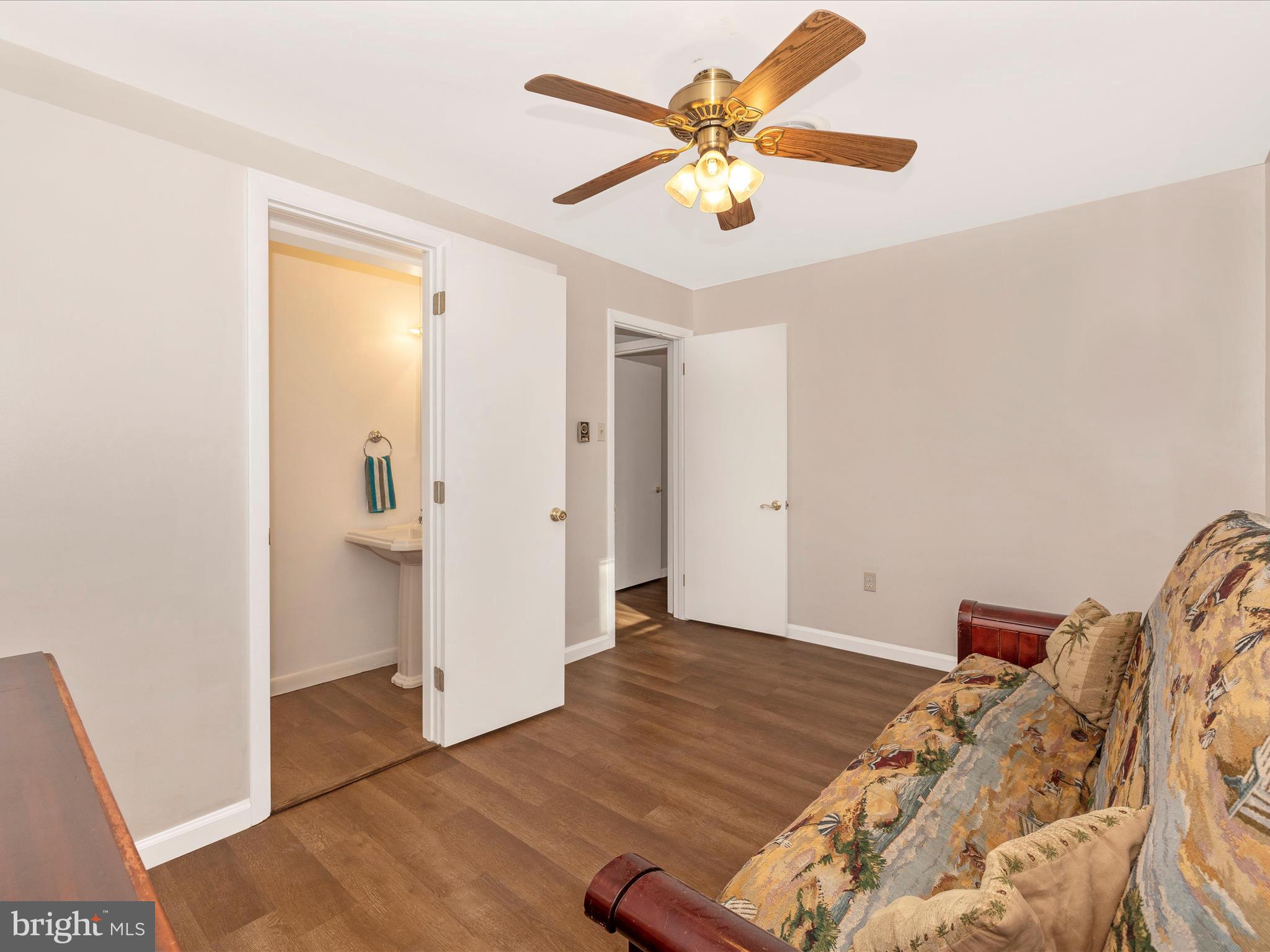 MAPLE RIDGE - Residential