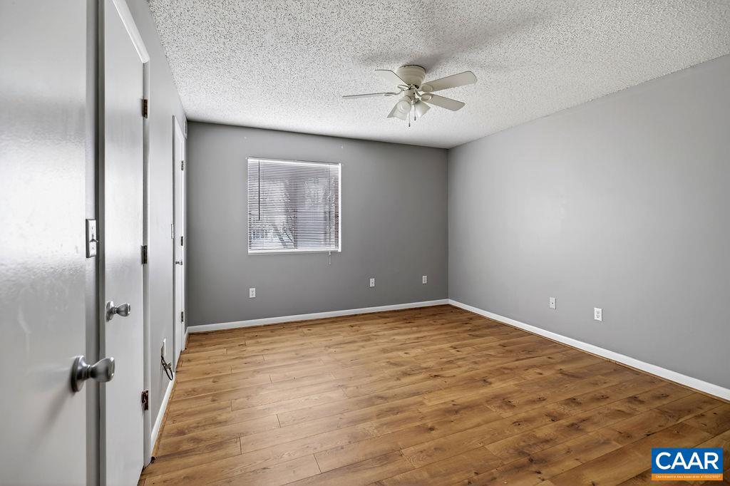 VILLAGE PLACE - Residential