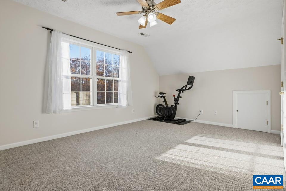 LAKE MONTICELLO - Residential