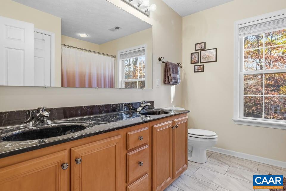 LAKE MONTICELLO - Residential