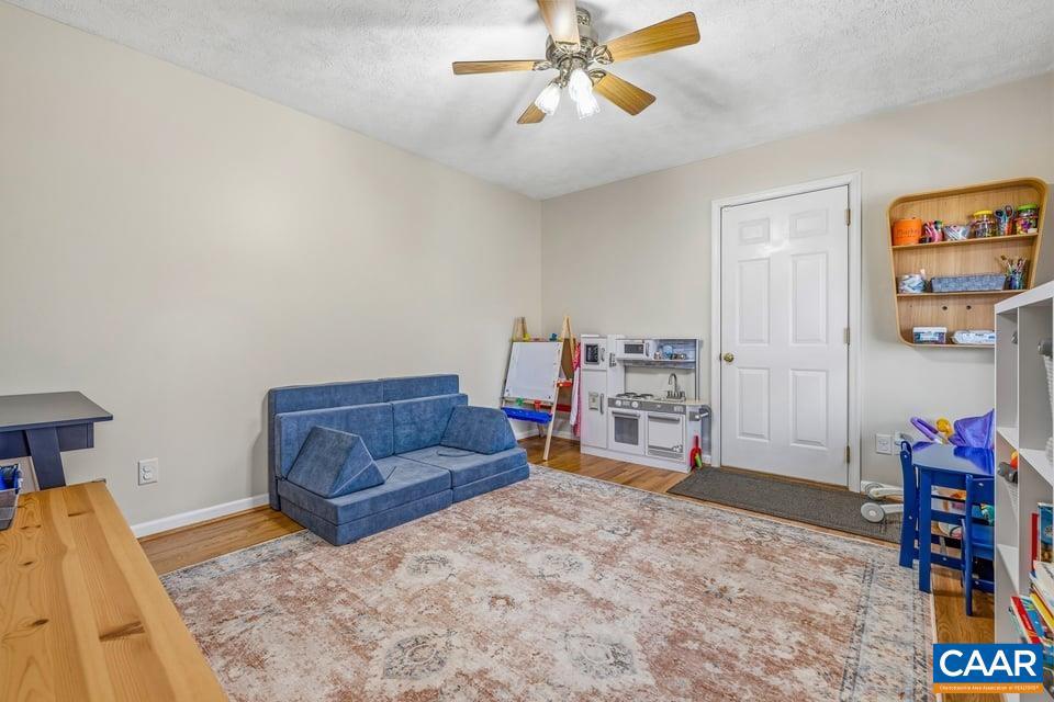 LAKE MONTICELLO - Residential