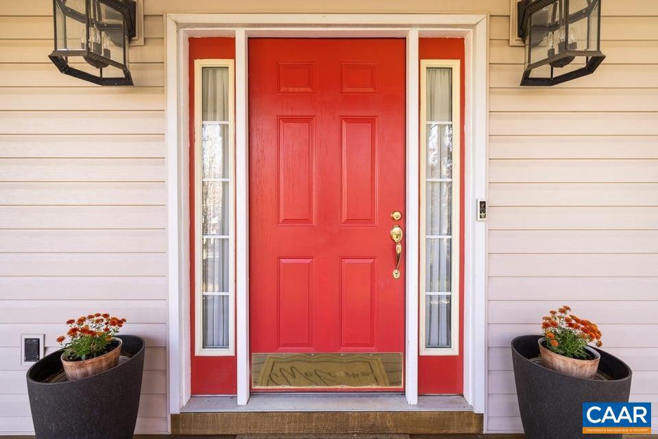 LAKE MONTICELLO - Residential