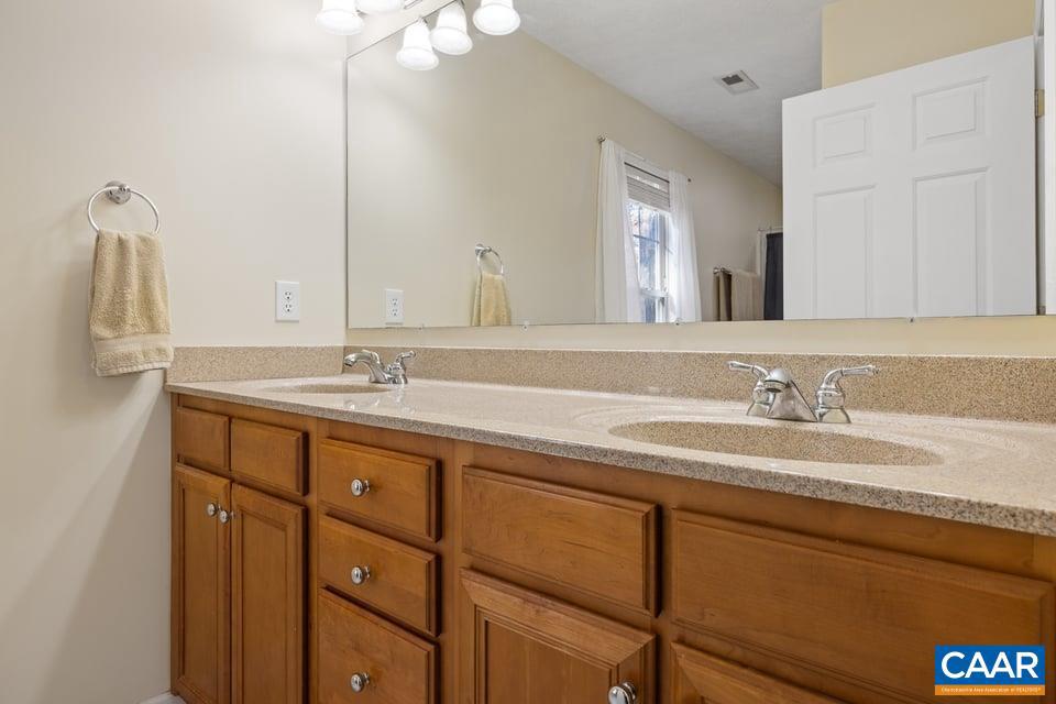 LAKE MONTICELLO - Residential