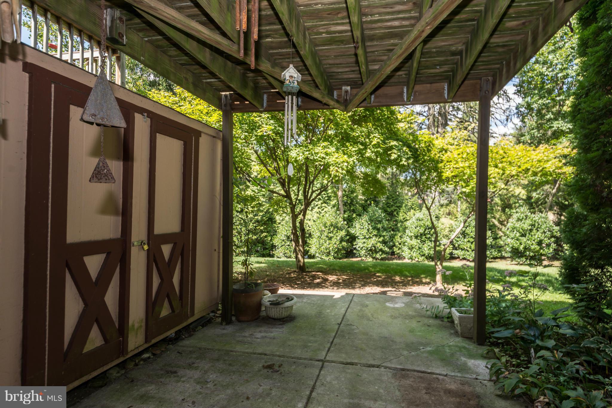 HUNTERS RUN - Residential