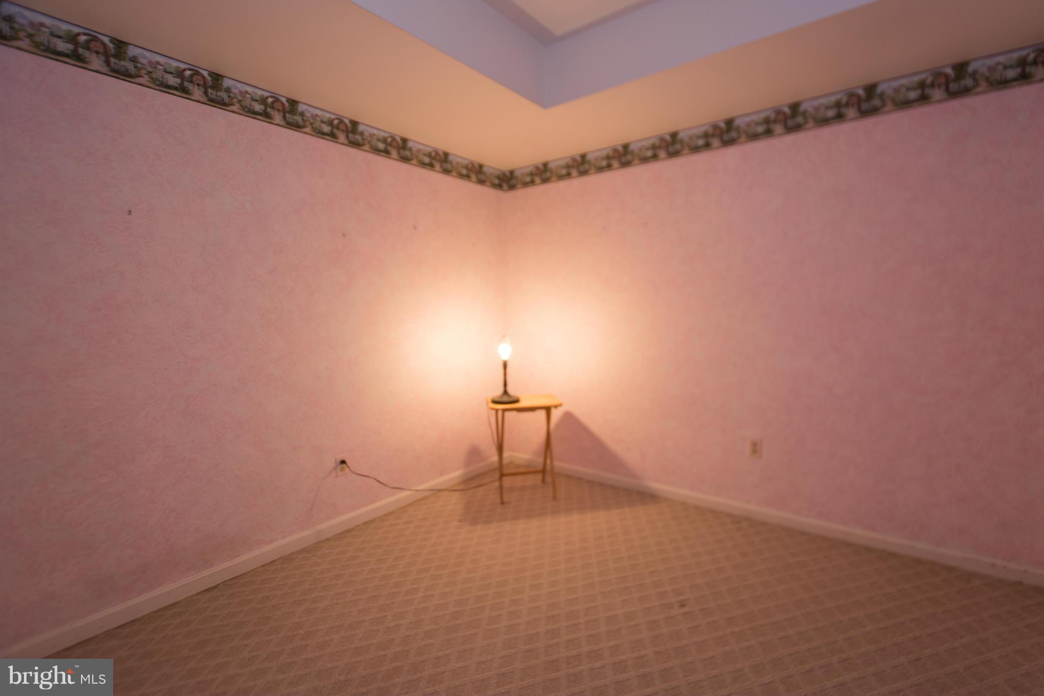 HUNTERS RUN - Residential