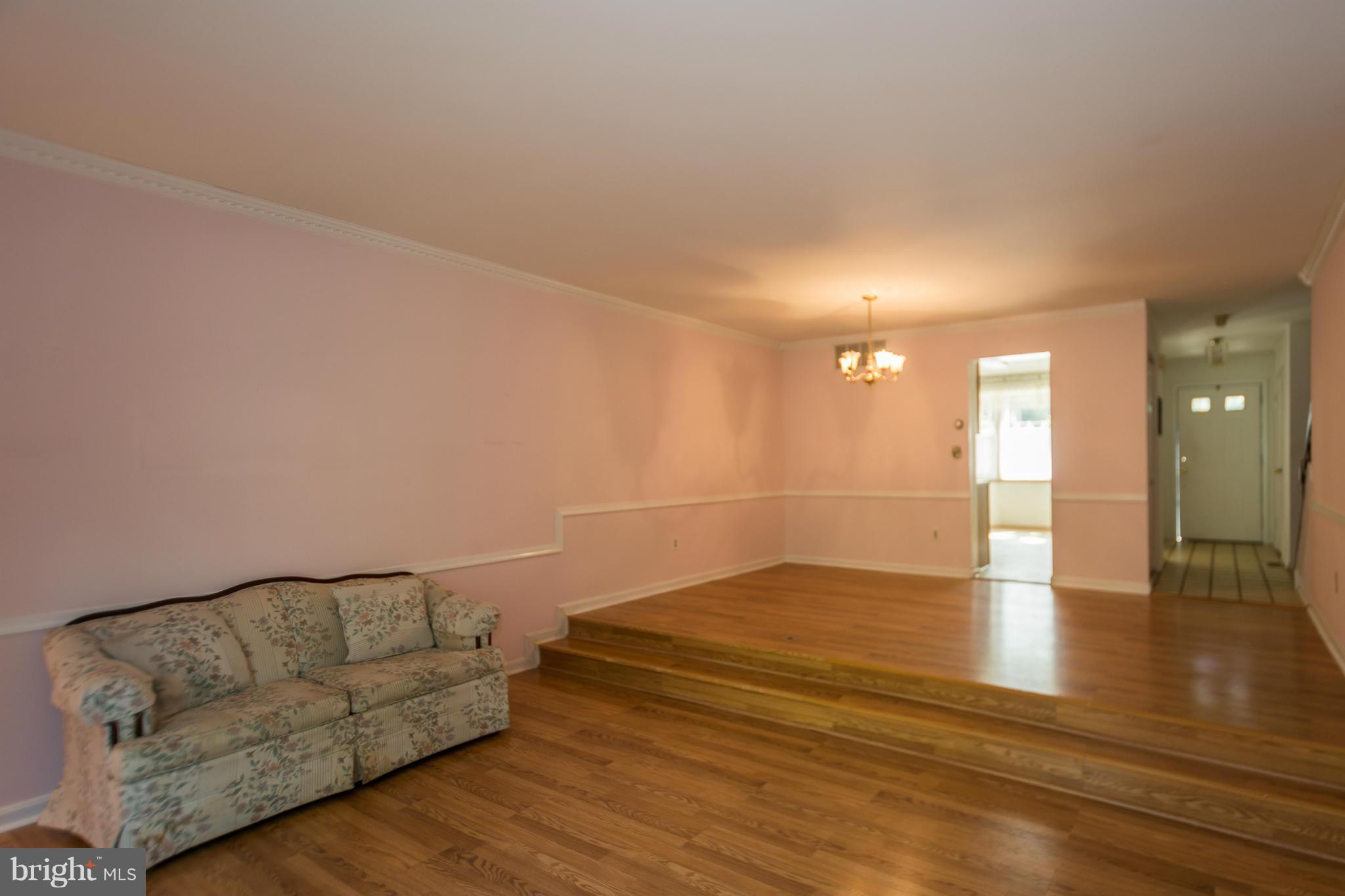 HUNTERS RUN - Residential