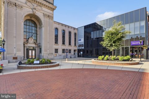 Photo of 1 E Market Street #204, YORK, PA 17401 (MLS # PAYK2104420)