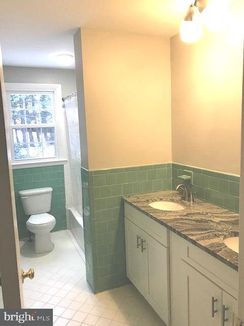 SPRINGLAKE - Residential Lease