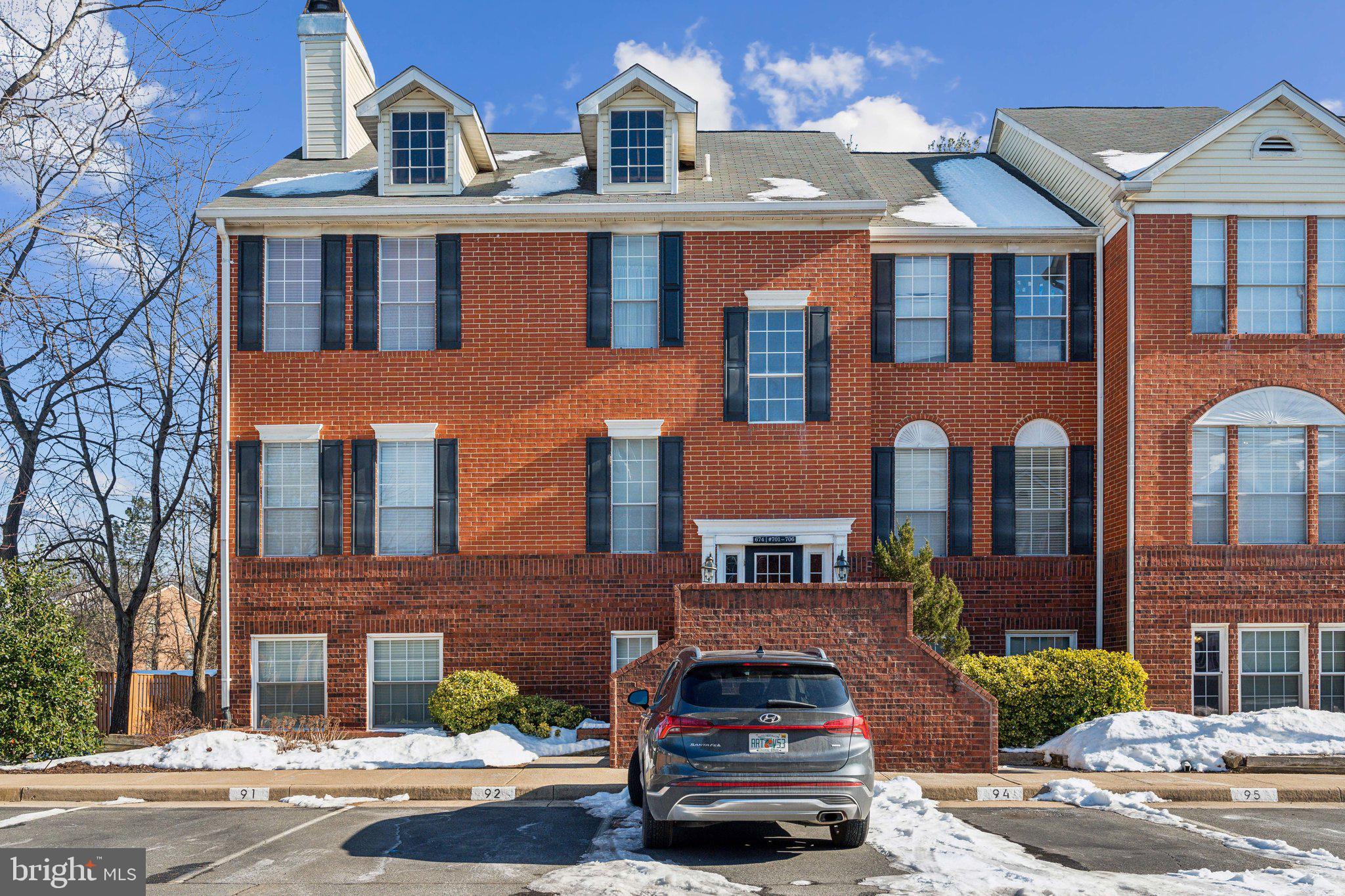 BROOKMEADE - Residential