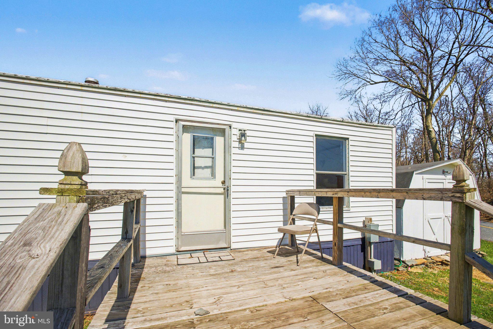 ROLLING HILLS ESTATES - Residential