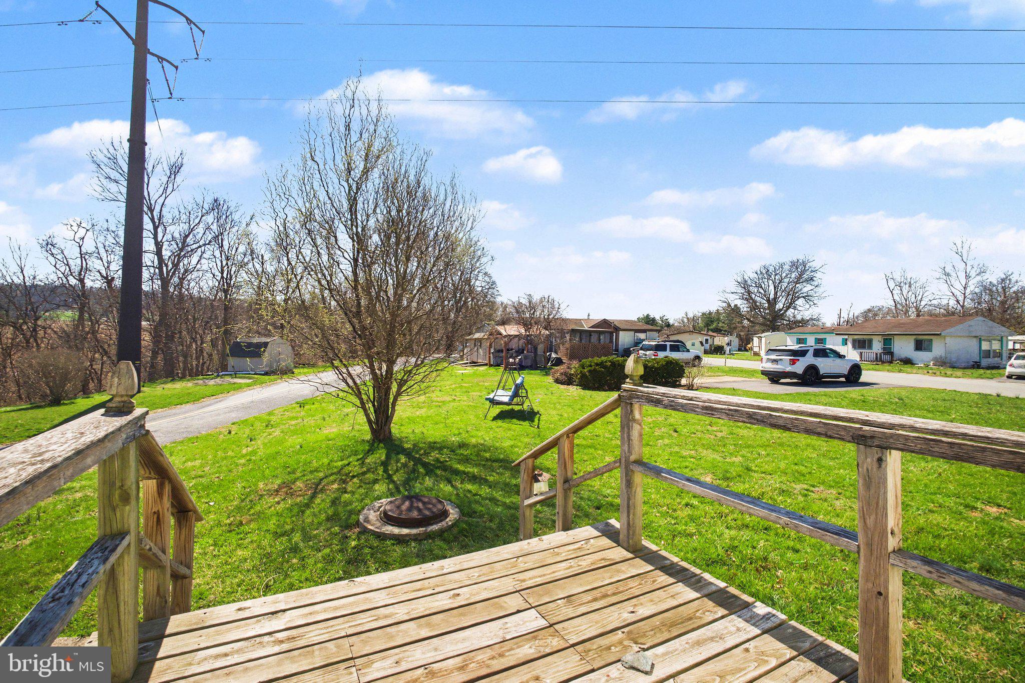 ROLLING HILLS ESTATES - Residential