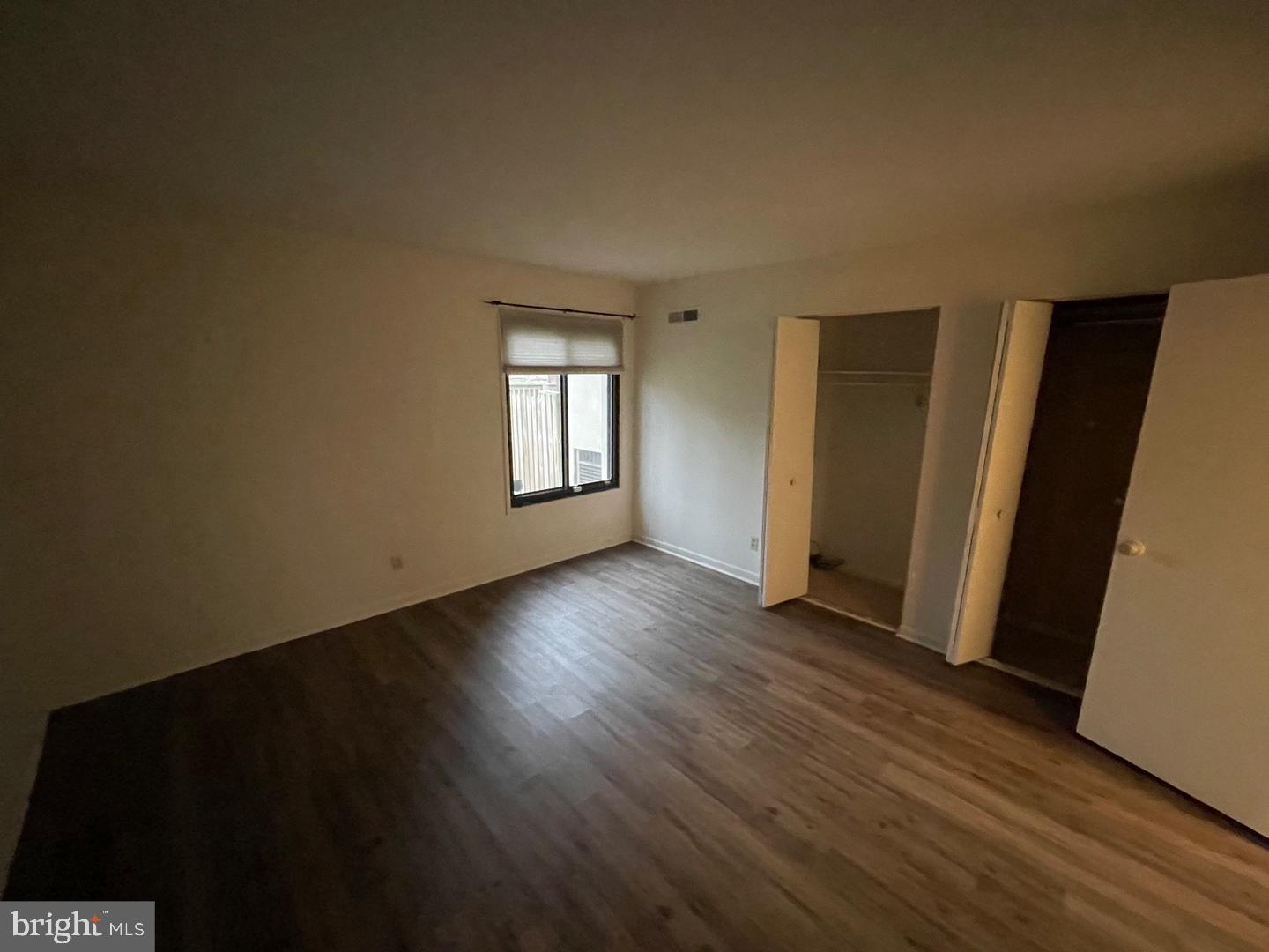 TREETOP CONDO - Residential